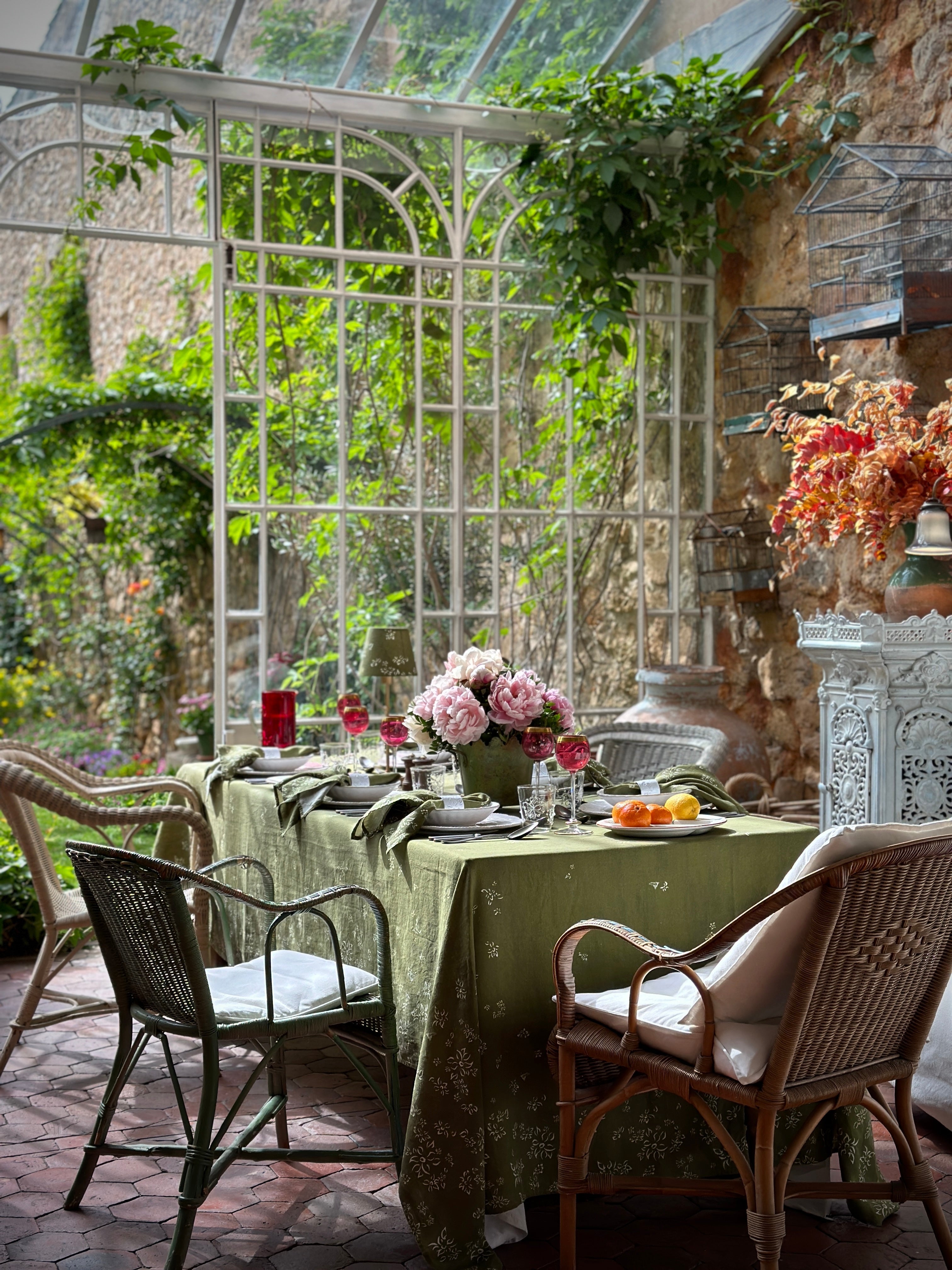 A Table Full of Memory