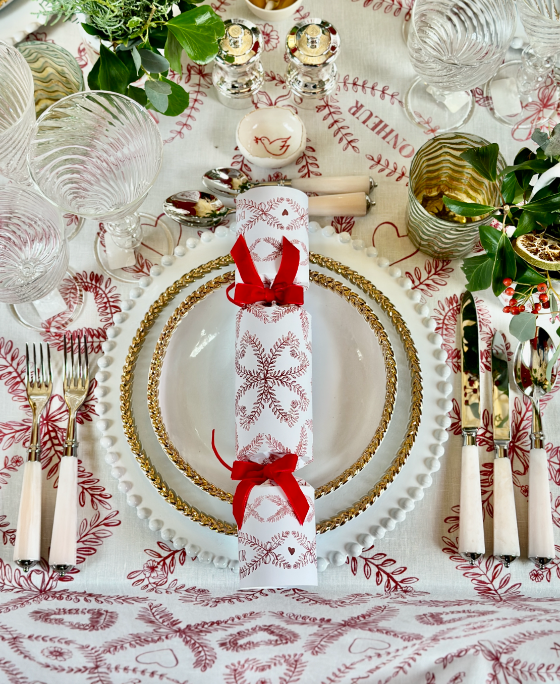 Style Your Festive Crackers