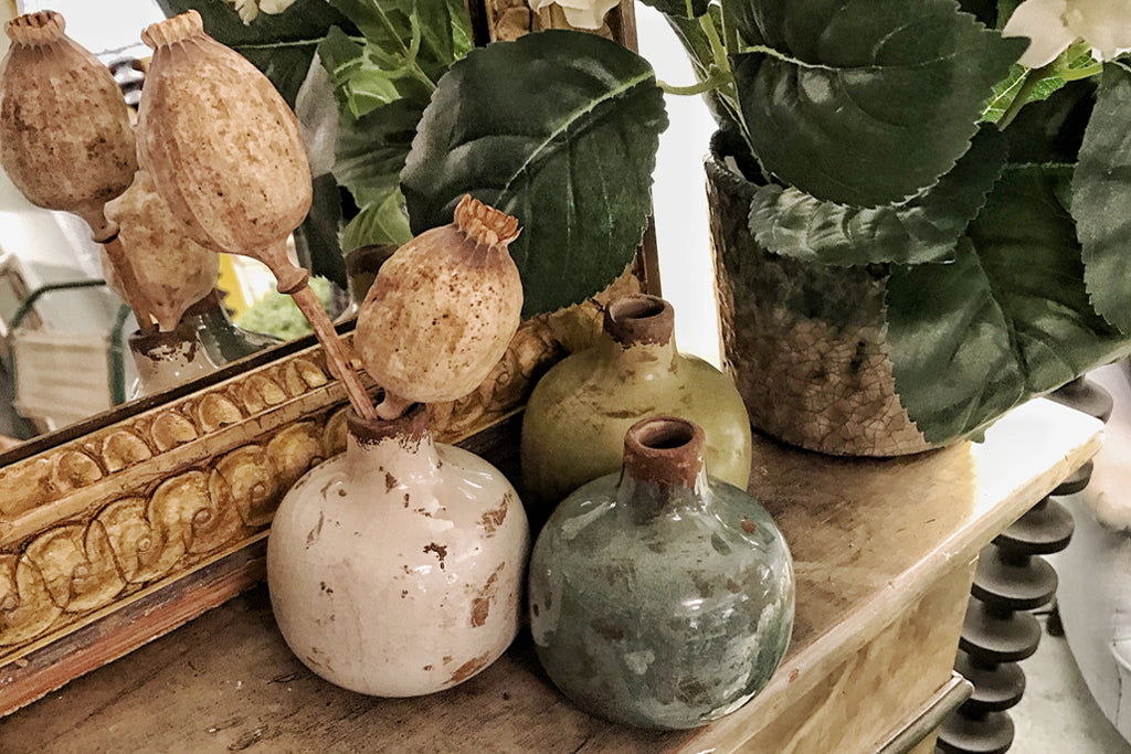 Dress The Mantelpiece