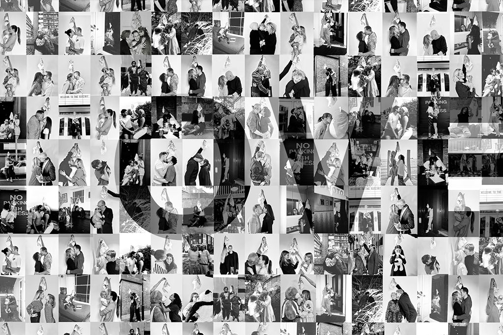 Meet Me Under The Mistletoe