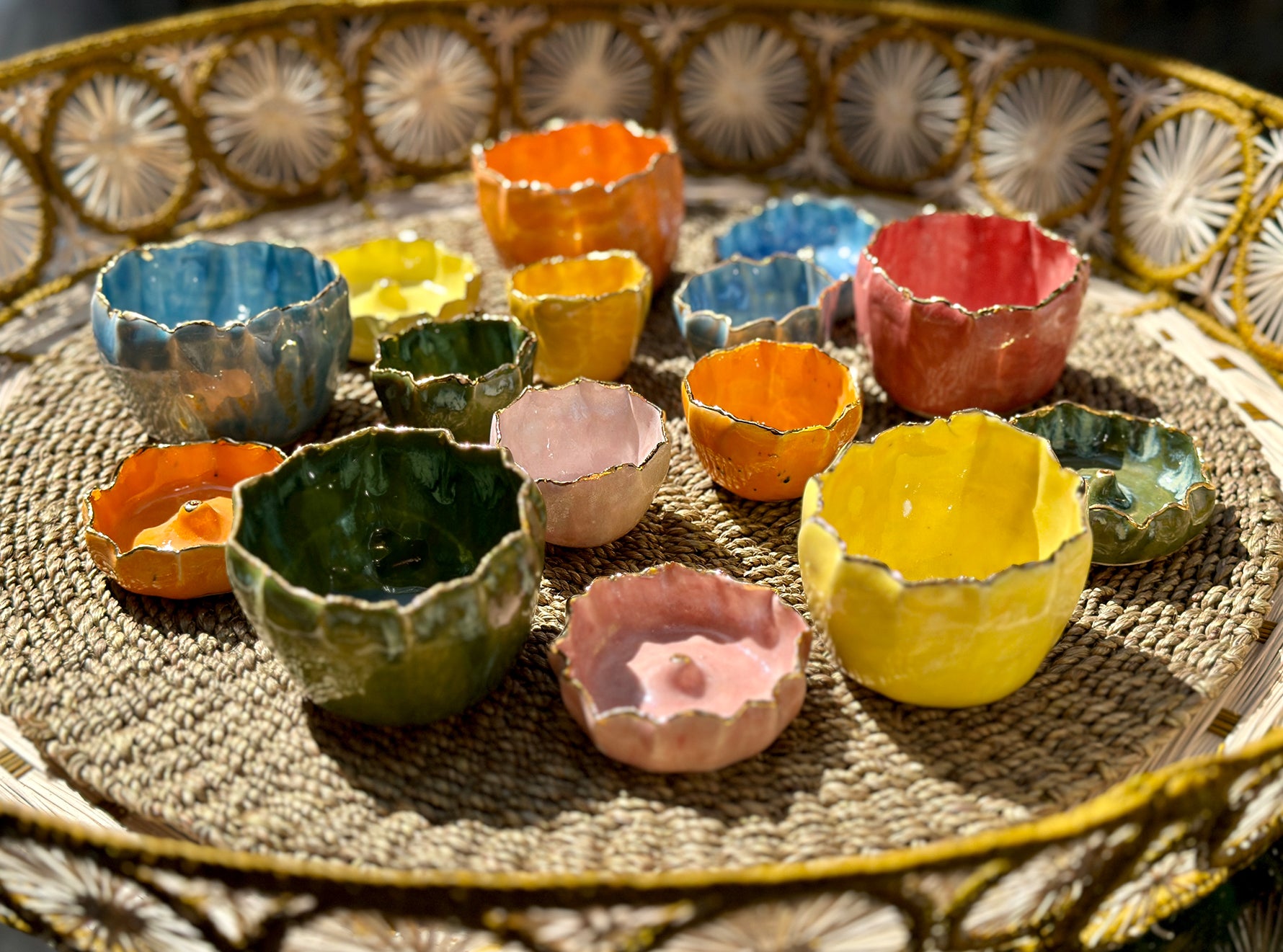 Gold Rim Pink Pinch Pot, 5cm