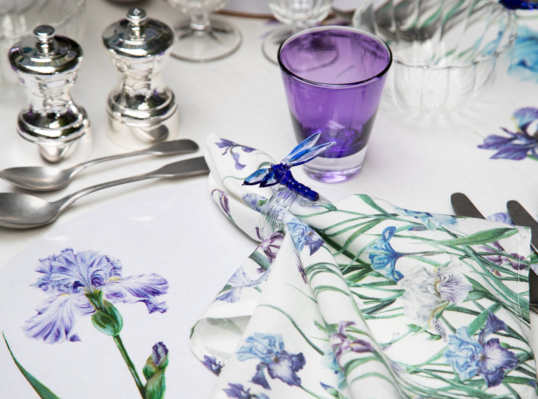 S&B Exclusive Handblown Glass Dragonfly Napkin Ring in Blue