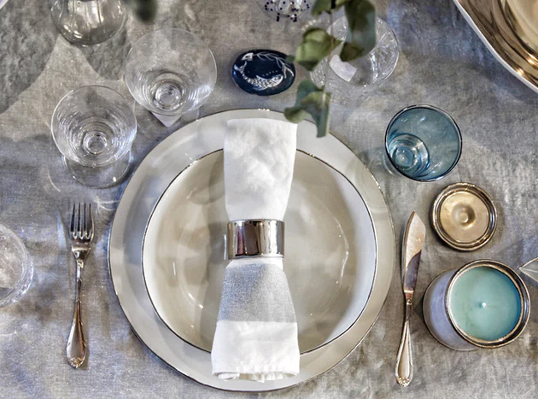 'Full Field' Linen Tablecloth in Silver