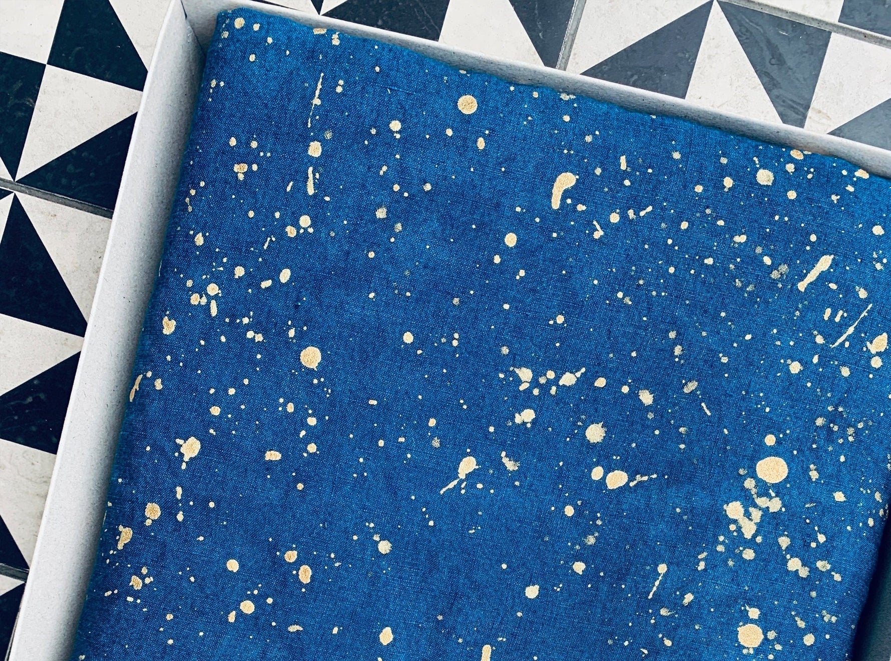 Splatter Linen Napkin in Midnight Blue with Gold, 50x50cm