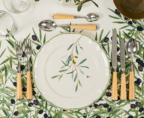 Olive Branch Scalloped Dinner Plate With Ladybird, 26cm