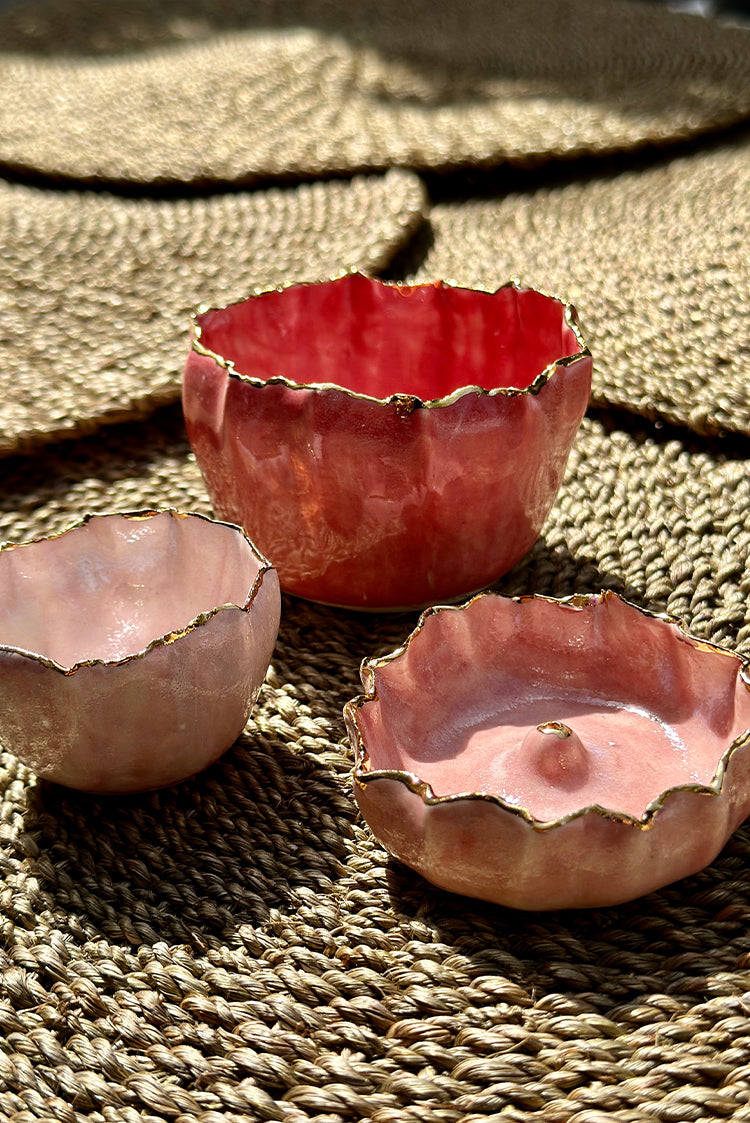Gold Rim Pink Pinch Pot, 5cm