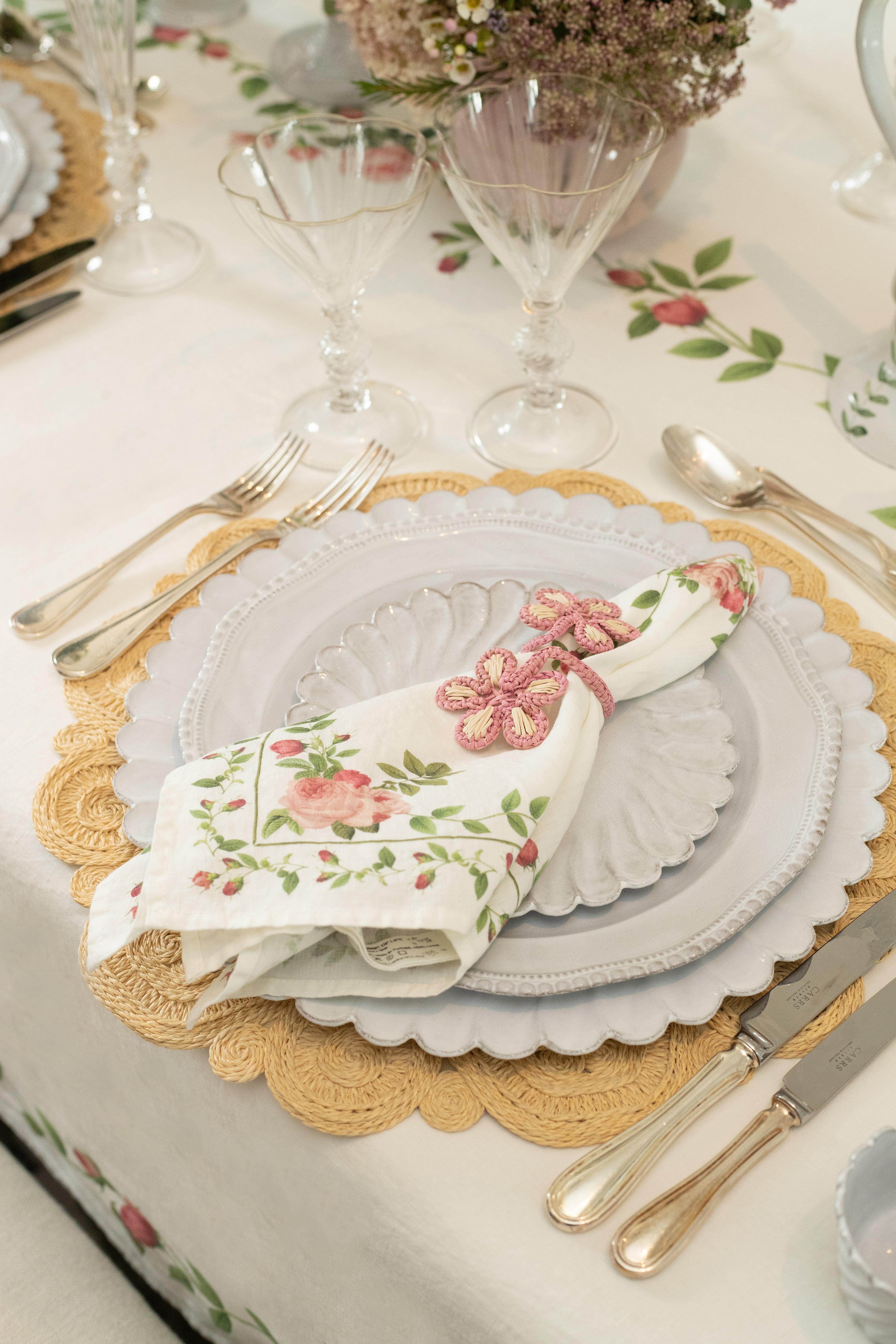 Wrapped Flowers Handwoven Straw Napkin Ring in Pink