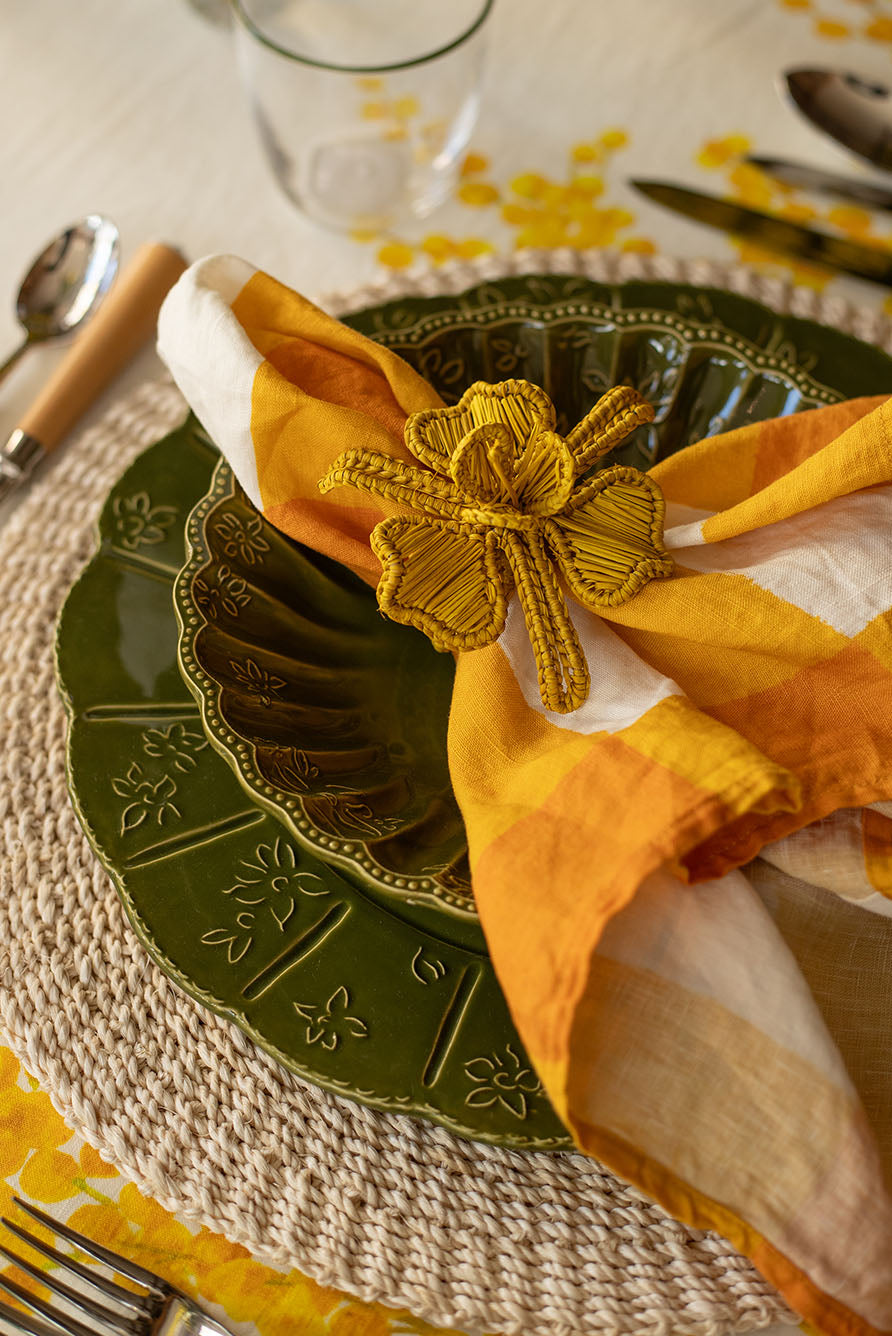 Abaca Woven Round Placemat in Cream