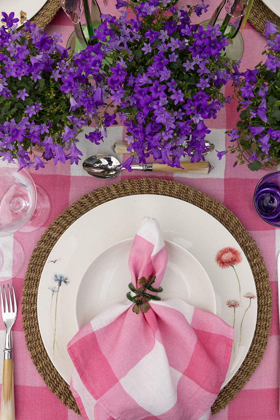 Abaca Woven Round Placemat in Black