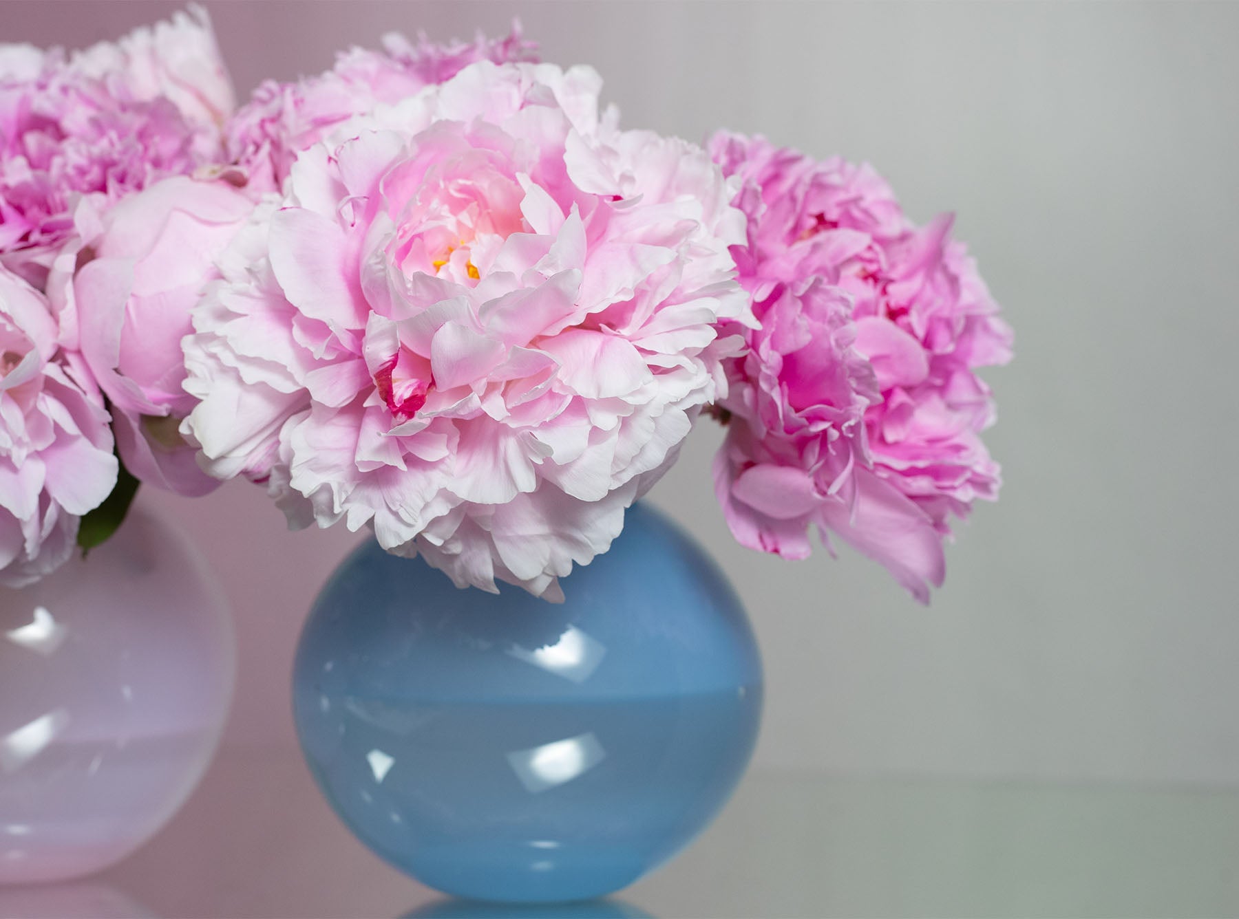 Handblown Glass 'Bumba' Round Vase in Powder Blue, 14cm