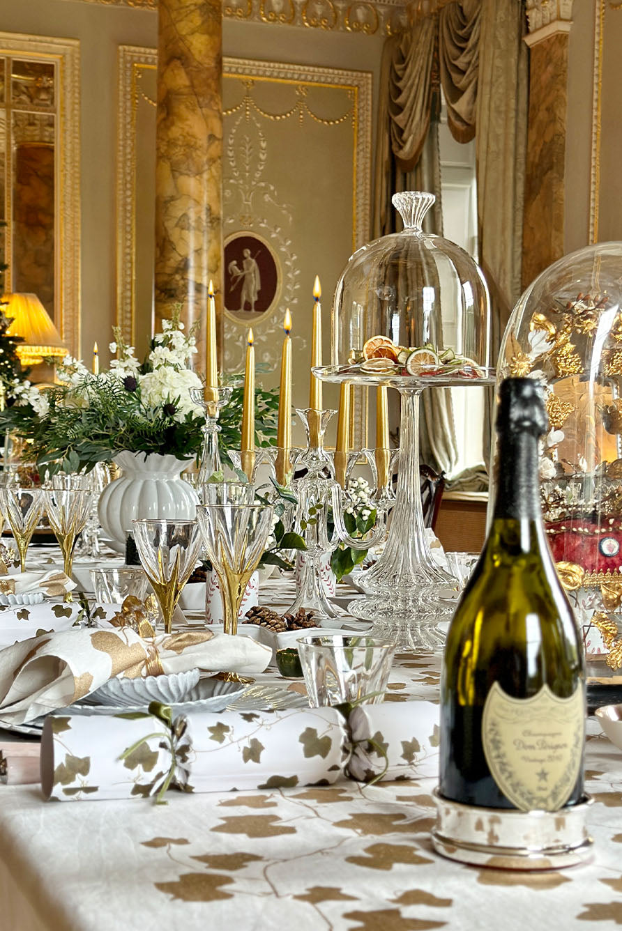 Aurora Clear Handblown Glass Cake Stand & Dome, 28cm