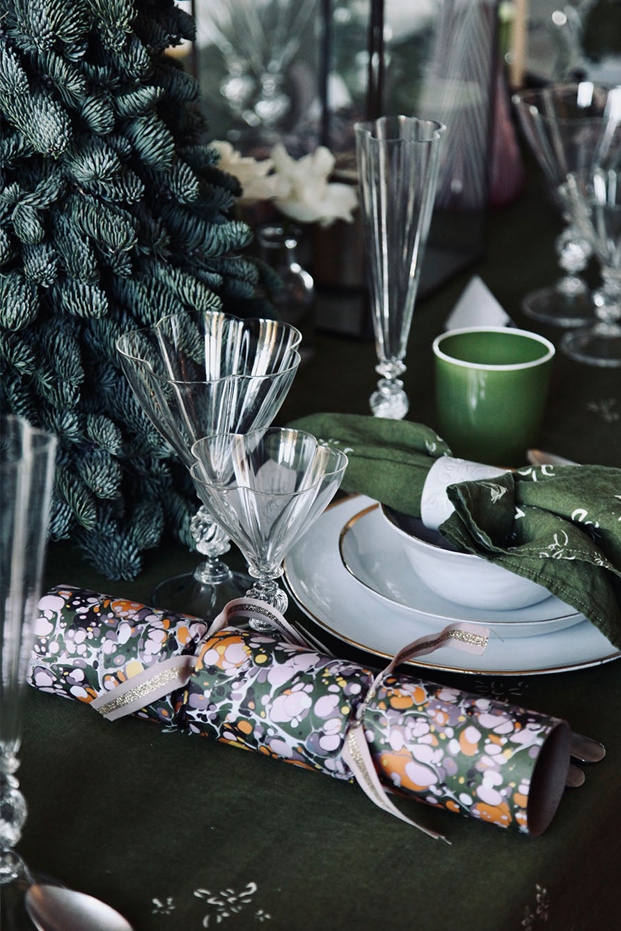 'S&Bee Falling Flower' Linen Tablecloth in Avocado Green