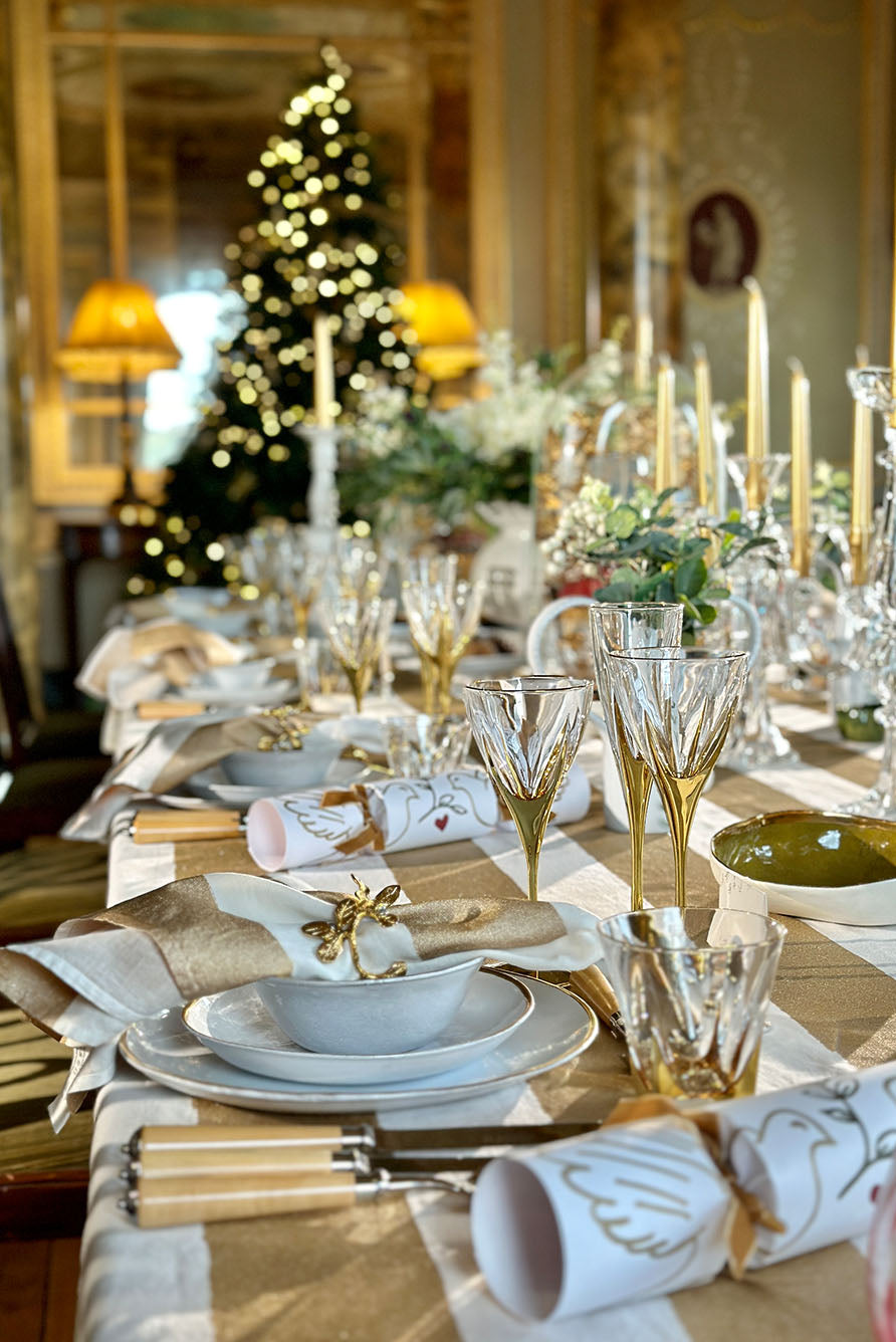 Handmade Ceramic Dinner Plate with Gold Rim, 26cm