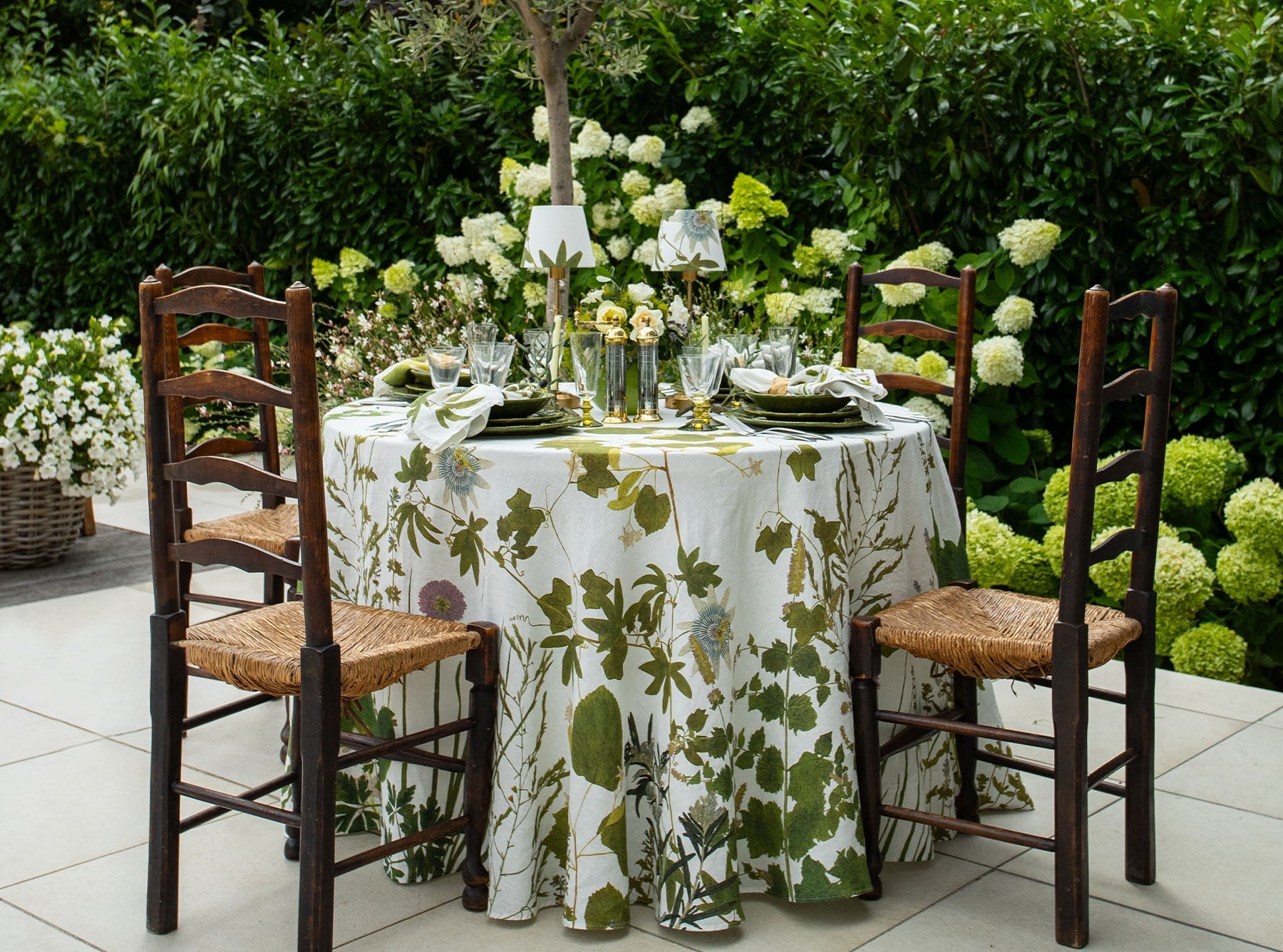 'Herb Garden' Round Linen Tablecloth, 260cm