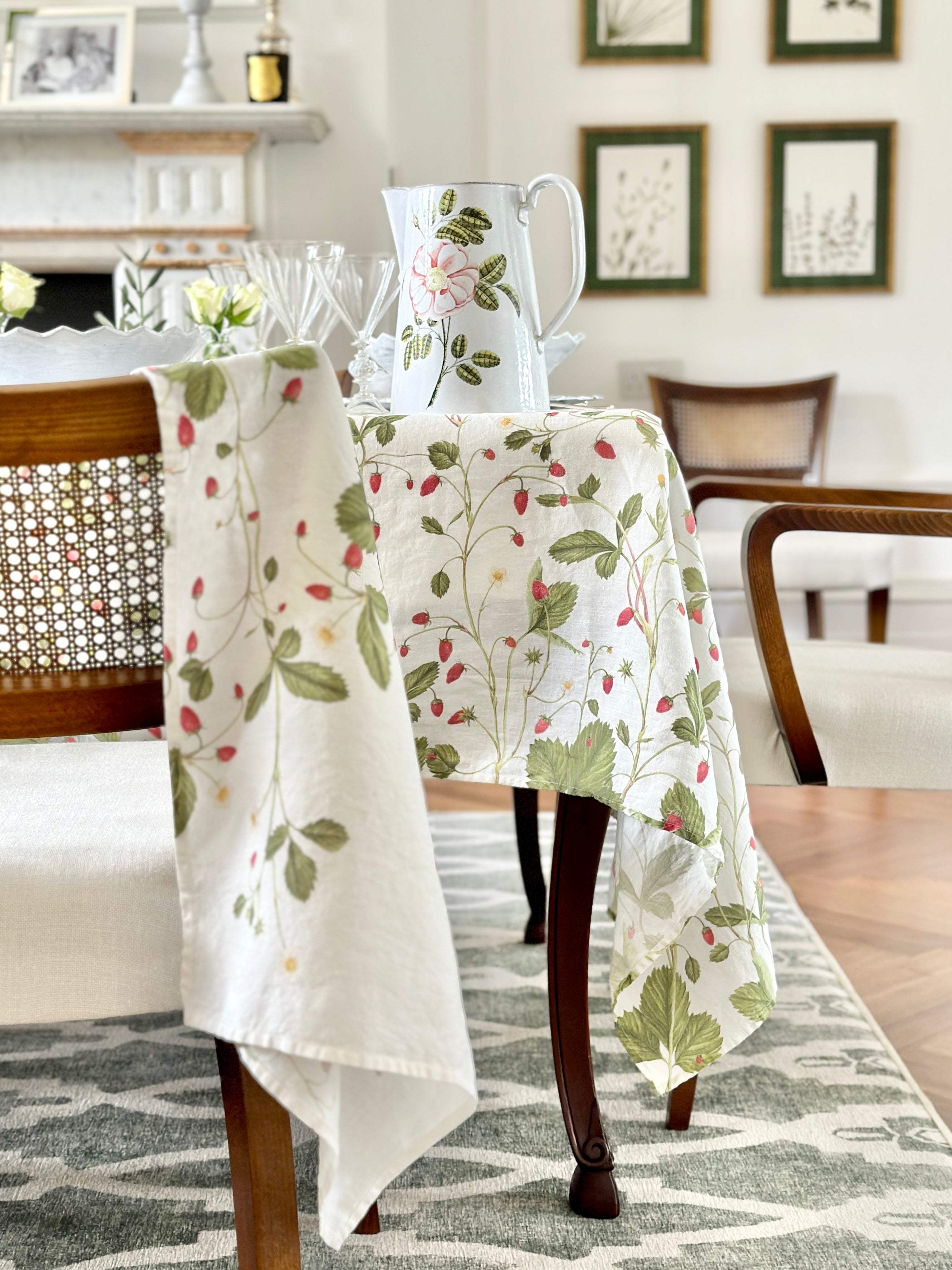 'Fraises des Bois' Linen Napkin