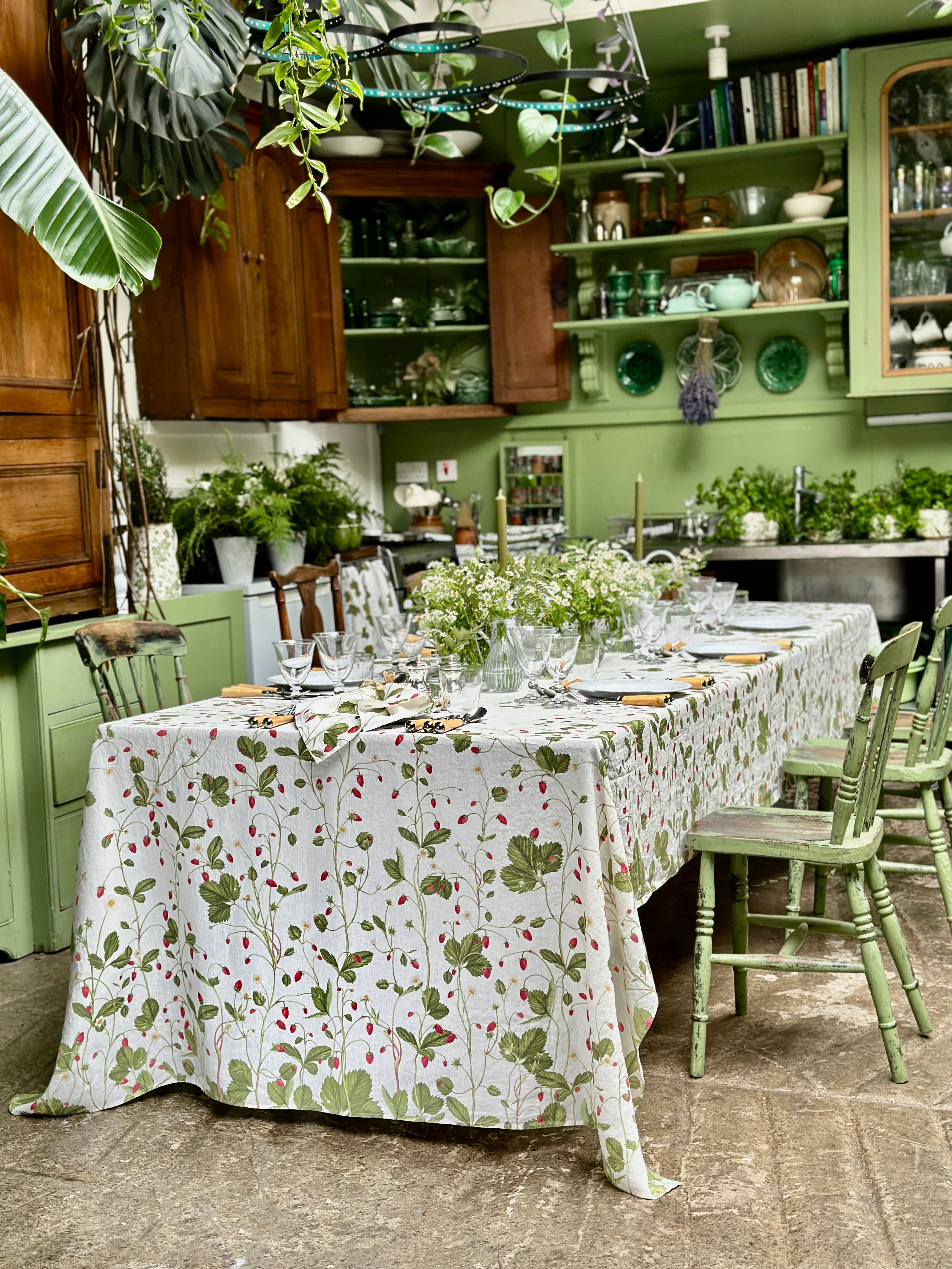 'Fraises des Bois' Linen Napkin