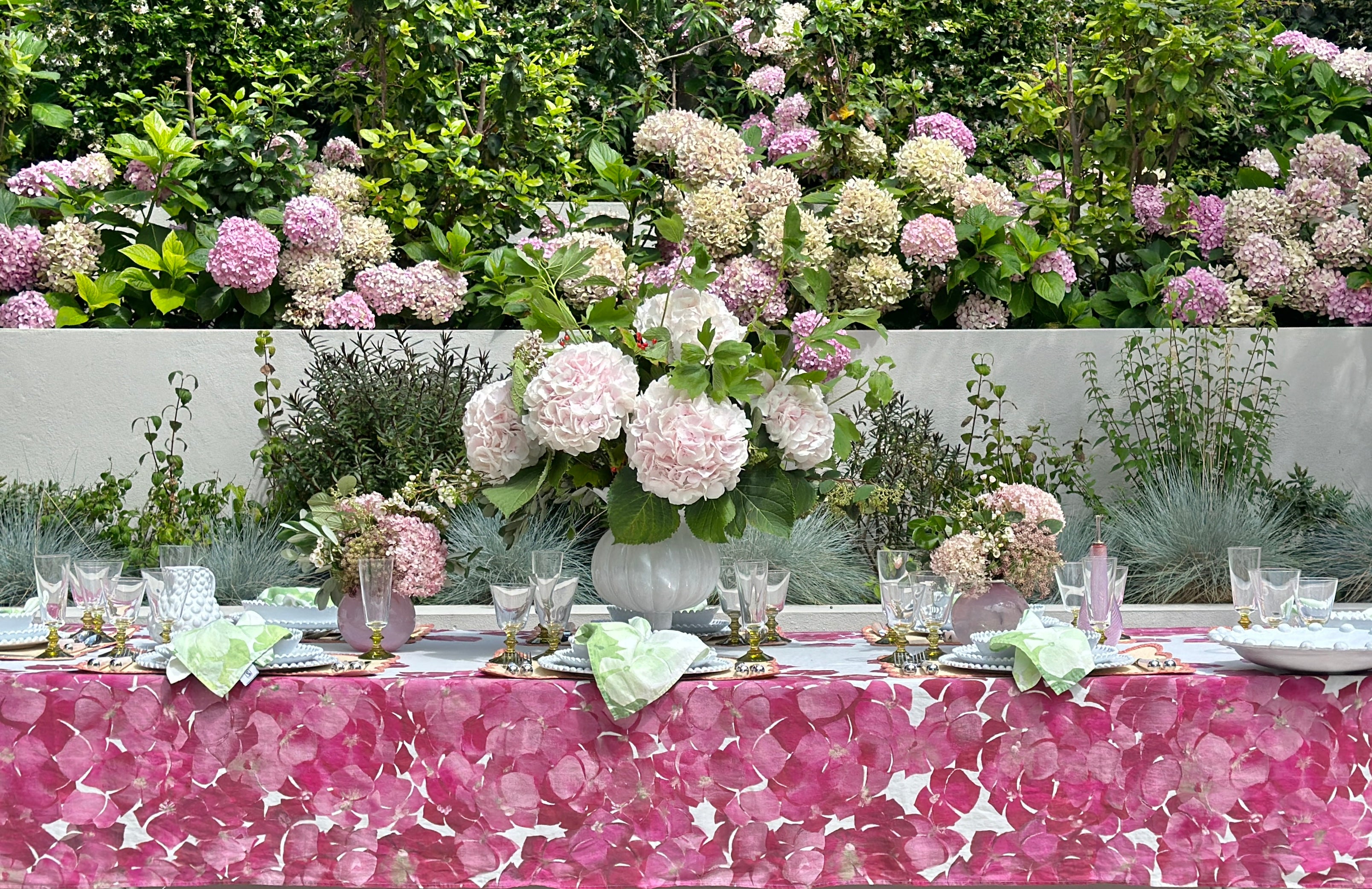 Handblown Glass 'Bumba' Round Vase in Rose Pink, 14cm