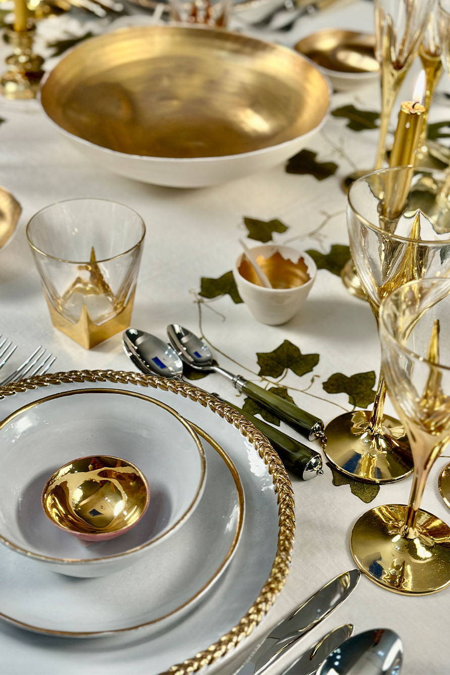 Joséphine Soup Plate with Gold Rim by Astier de Villatte, 14.5cm