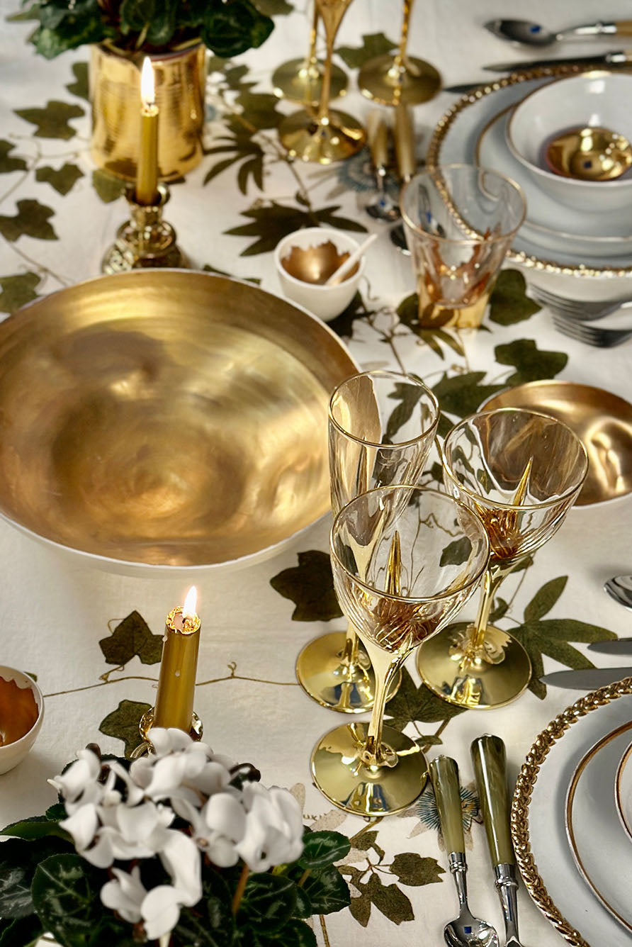 Joséphine Soup Plate with Gold Rim by Astier de Villatte, 14.5cm