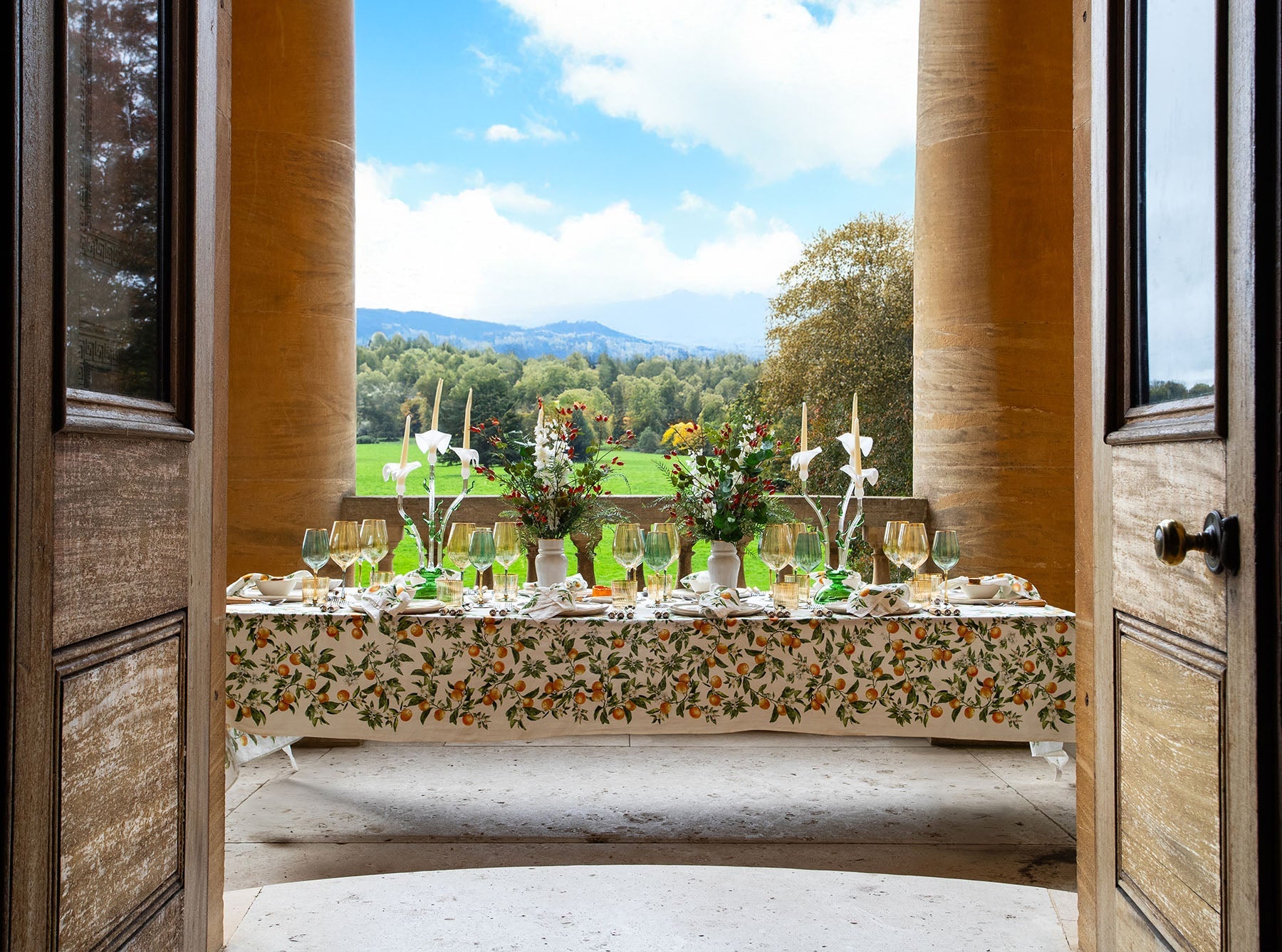 'L'Orangerie' Linen Tablecloth