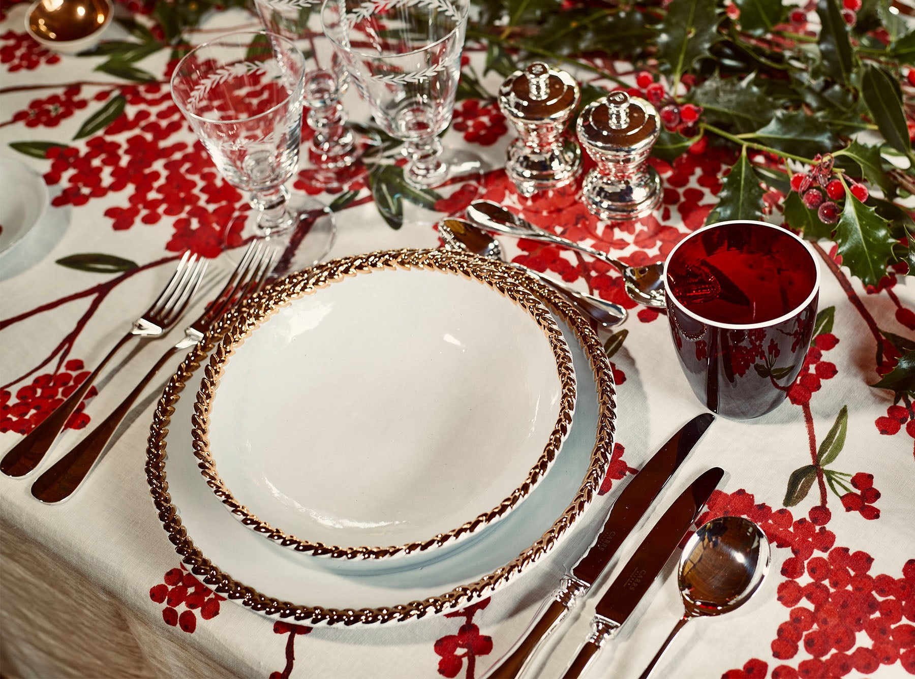 'Les Airelles' Linen Tablecloth