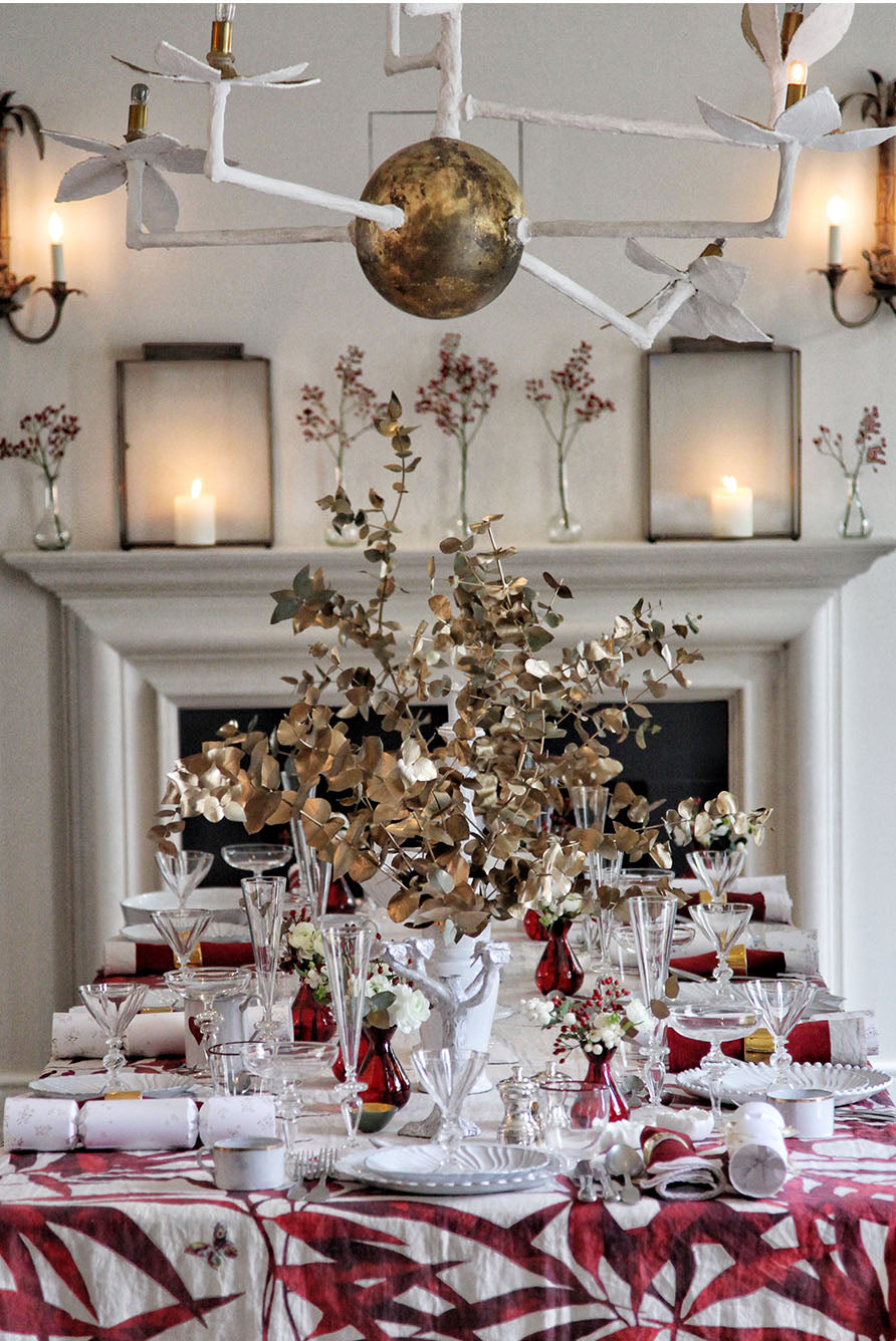 Les Palmiers Linen Tablecloth in Red