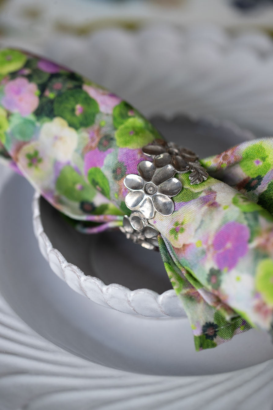 Lilacs Pewter Napkin Ring in Silver