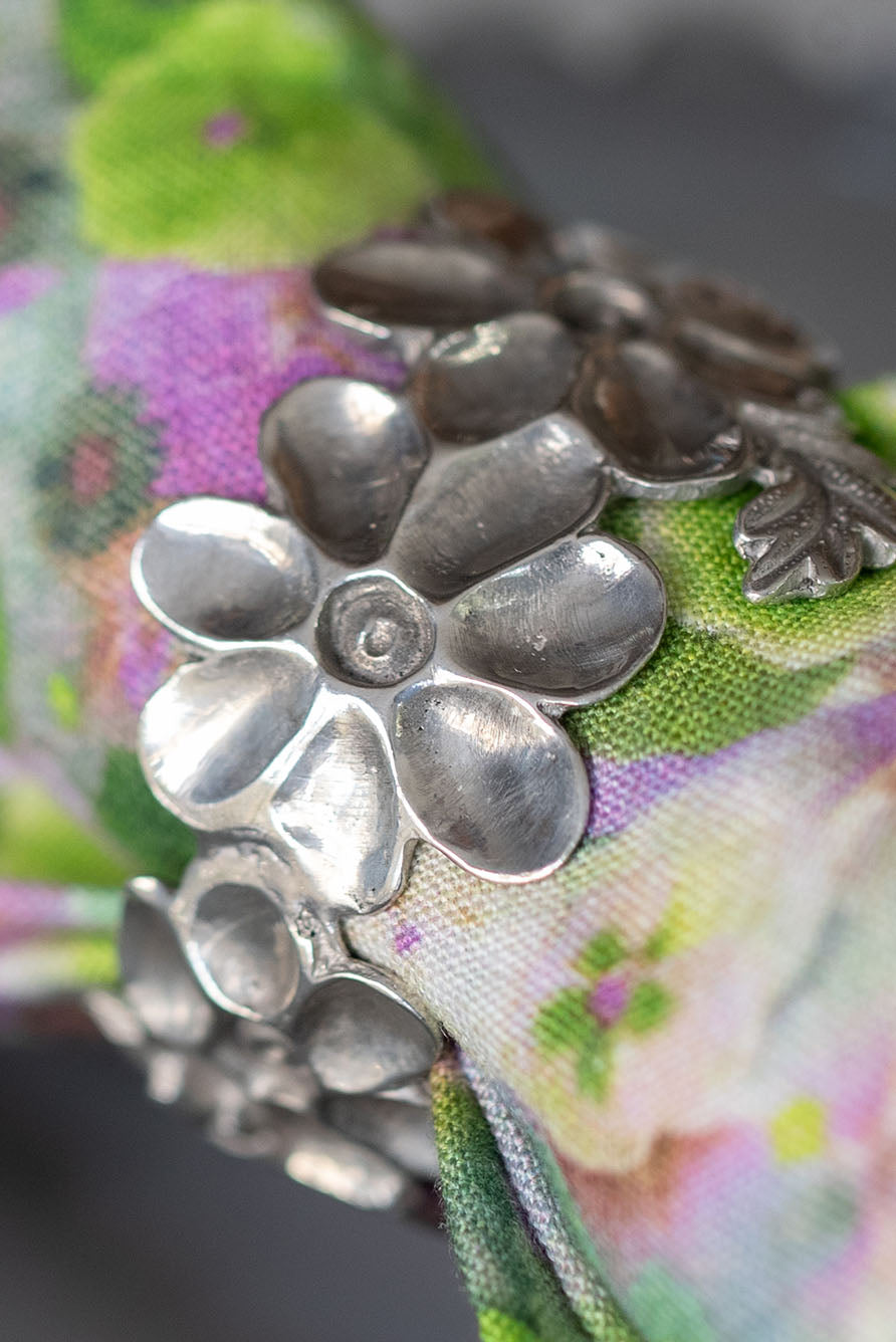 Lilacs Pewter Napkin Ring in Silver