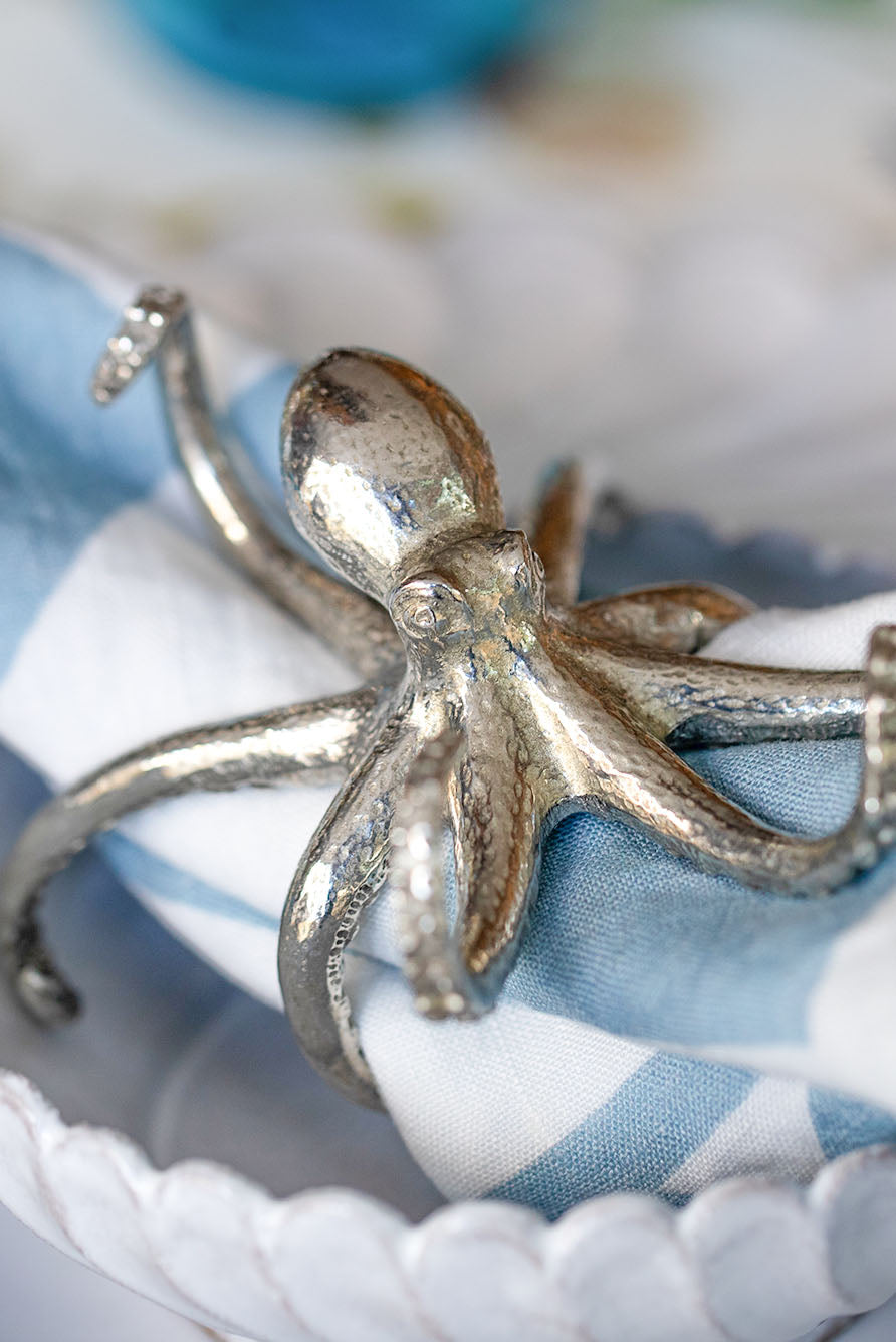 Octopus Pewter Napkin Ring in Silver