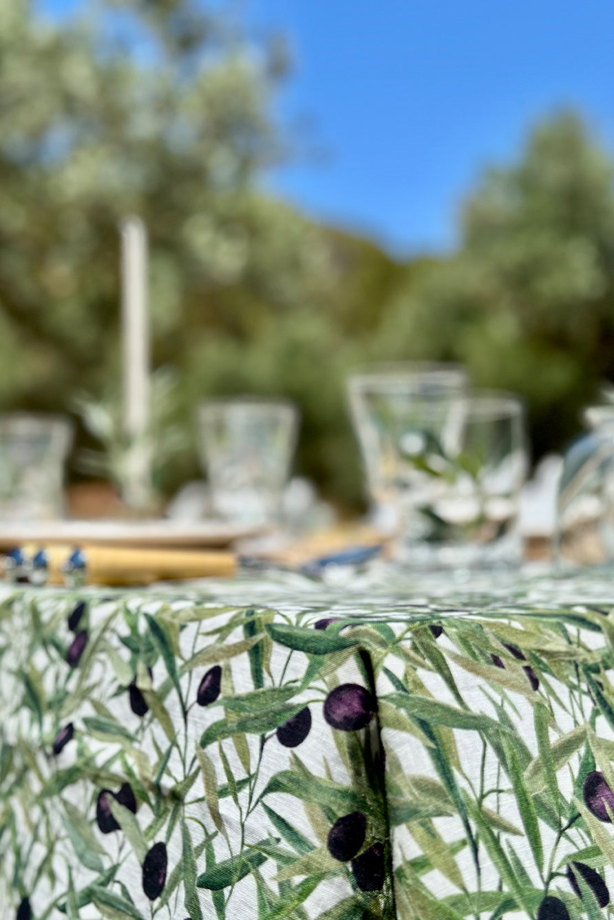 'L'Olivier' Linen Tablecloth in Green