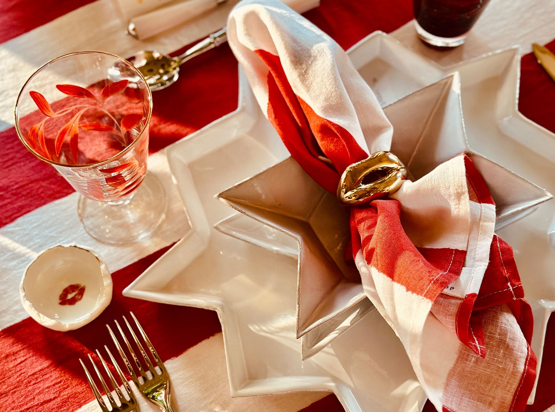 'Stripe' Linen Tablecloth in White & Red