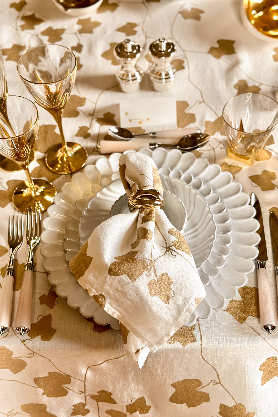 Hotlips Napkin Ring in Gold, 4cm