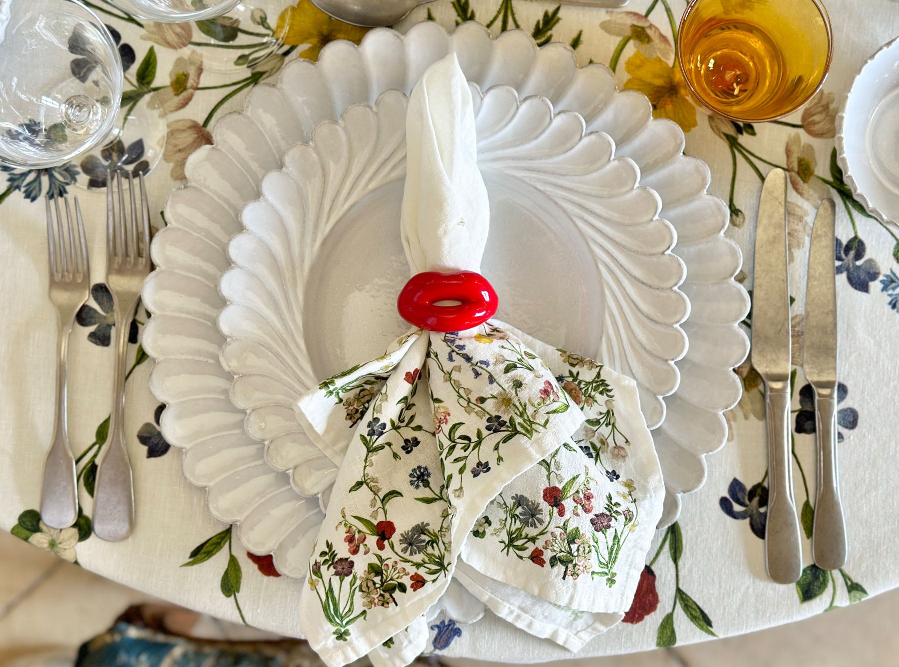 Hotlips Napkin Ring in Red, 4cm