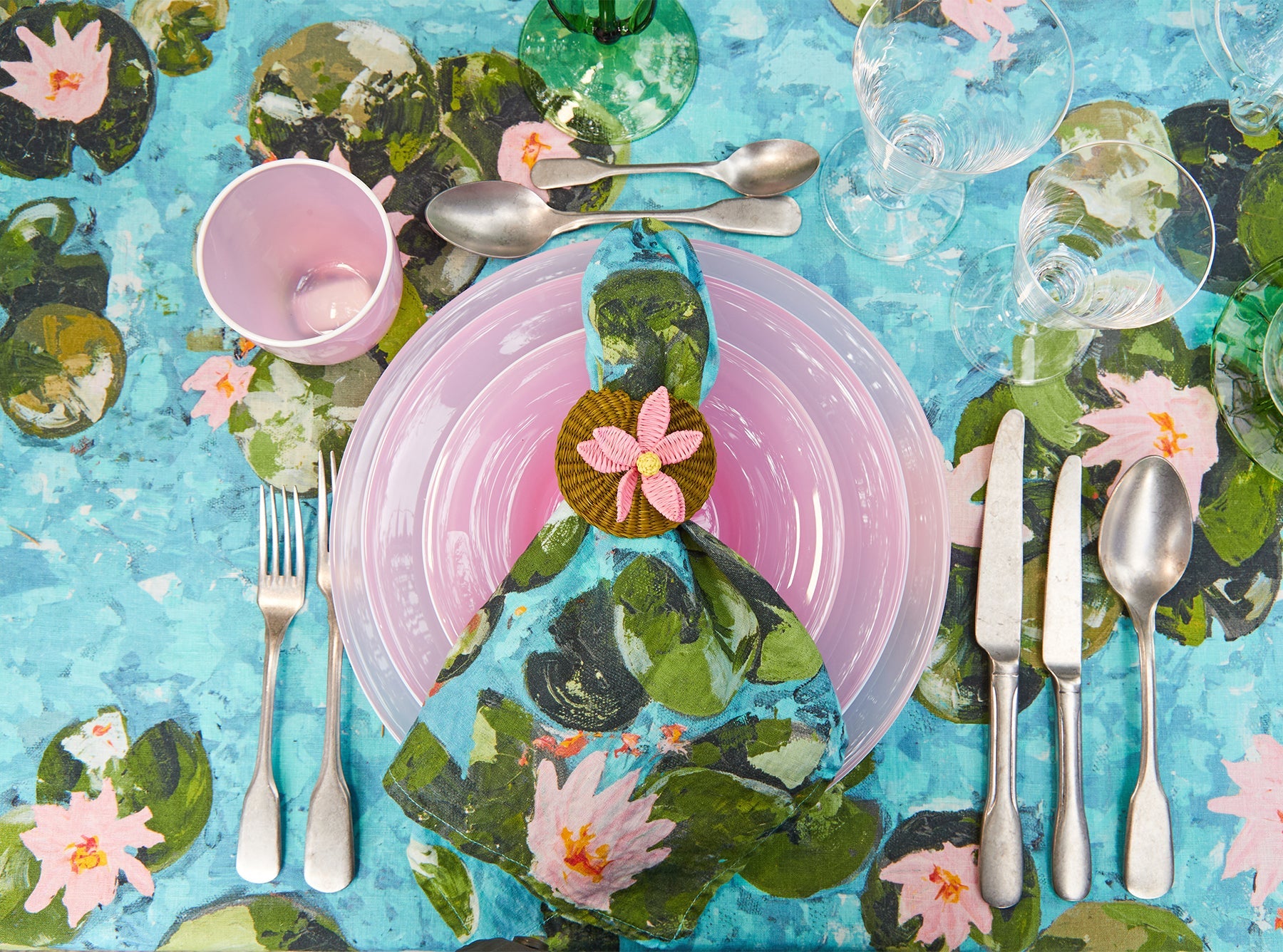 Handwoven Waterlily Pad Napkin Ring in Pink and Olive Green