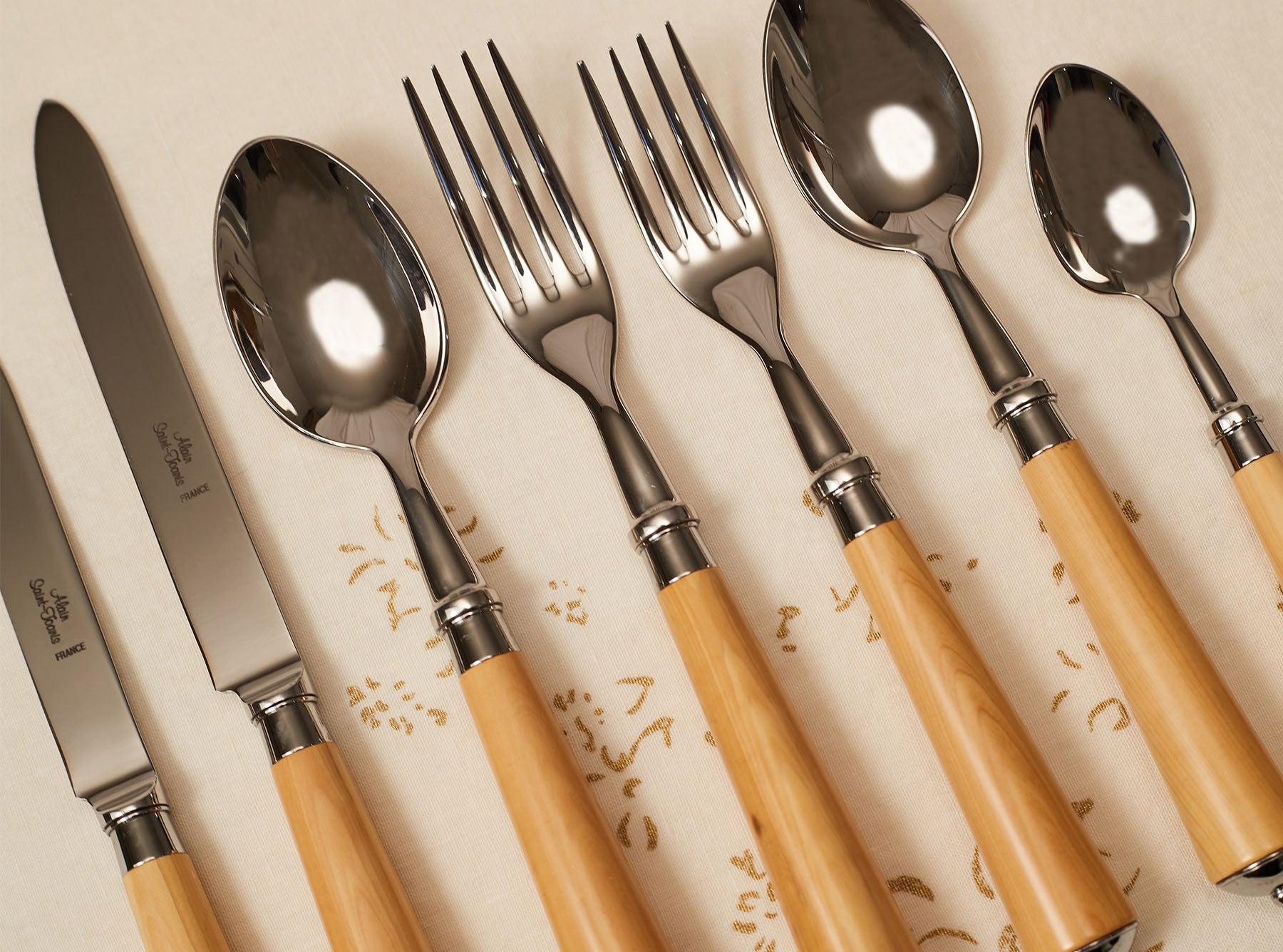 Julia Boxwood & Stainless Steel 7 Piece Cutlery Set