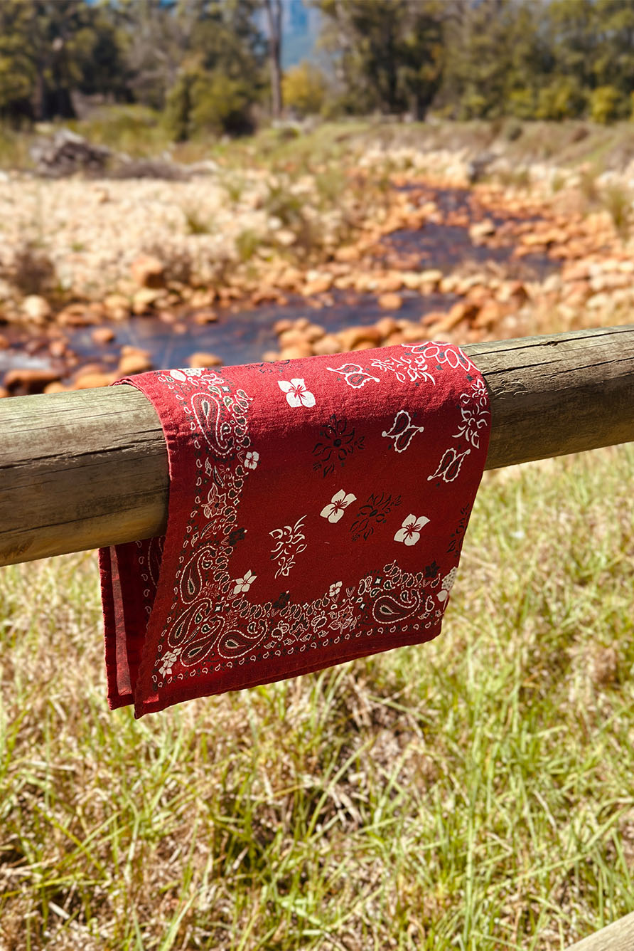 'Bandana' Linen Napkin in Red, 50x50cm