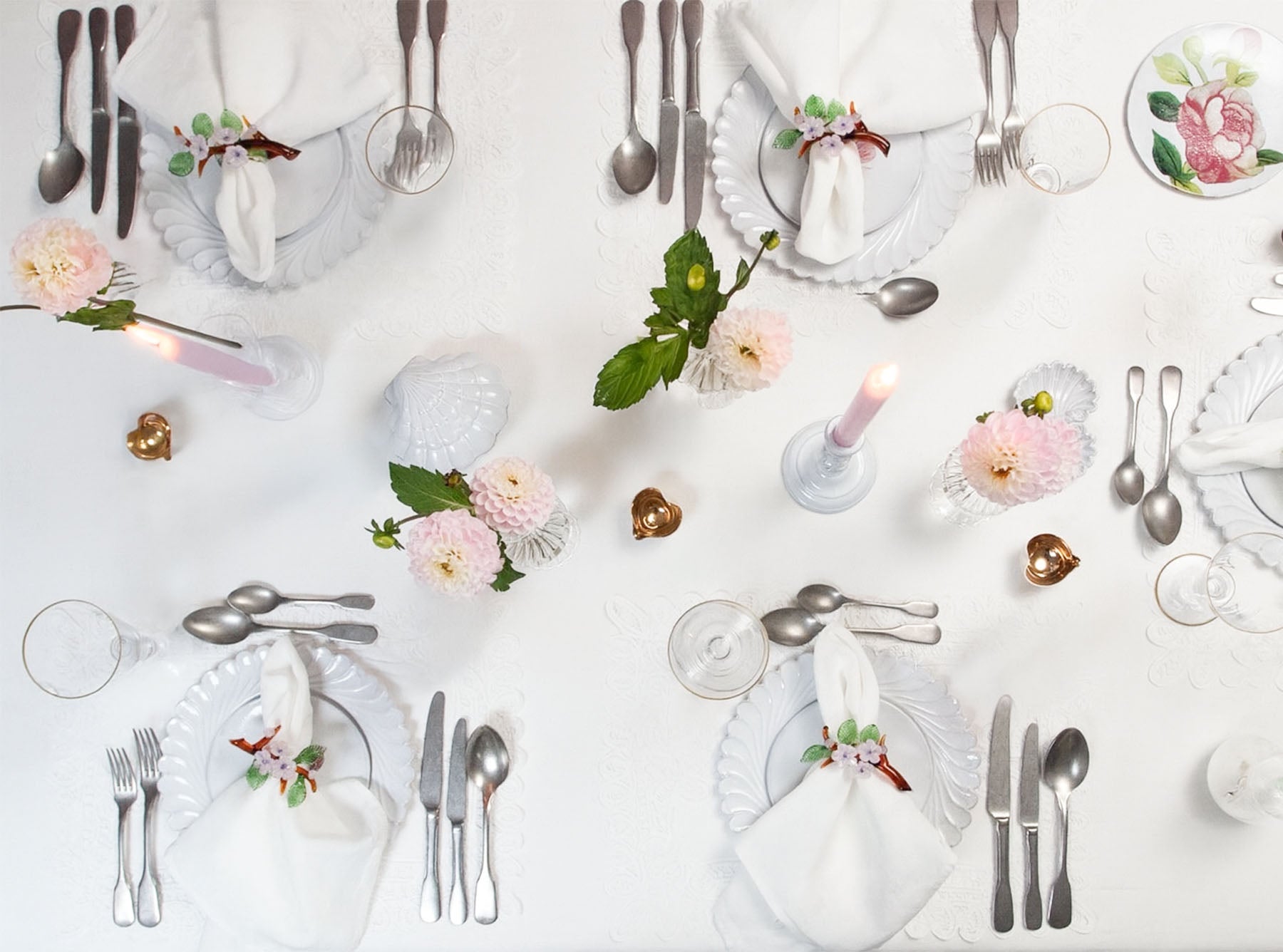 S&B x Casarialto 'Blossom' Handblown Glass Napkin Ring