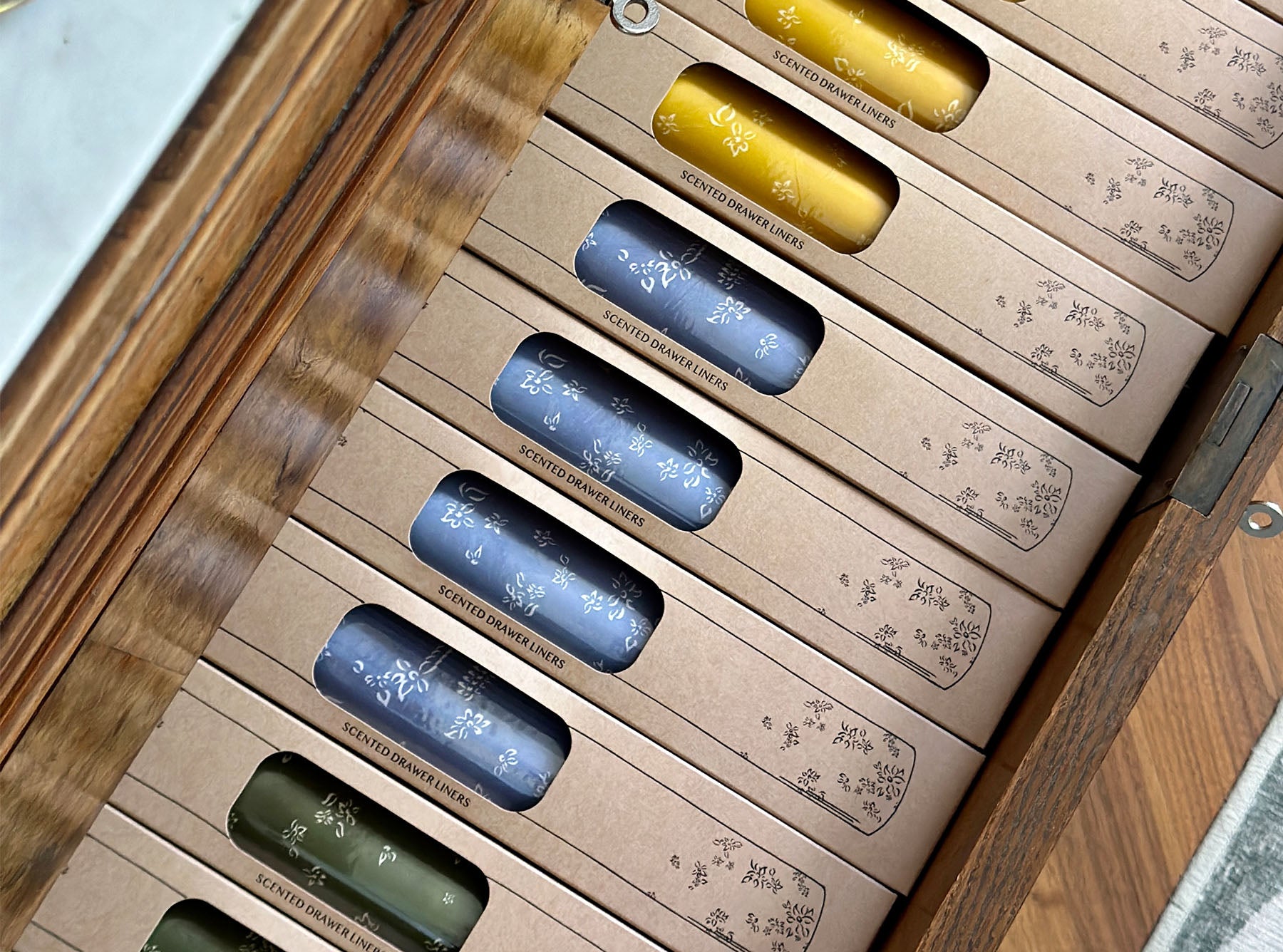 S&B Lavender & Patchouli Scented Drawer Liners in Blue, 5 Sheets, 50x35cm