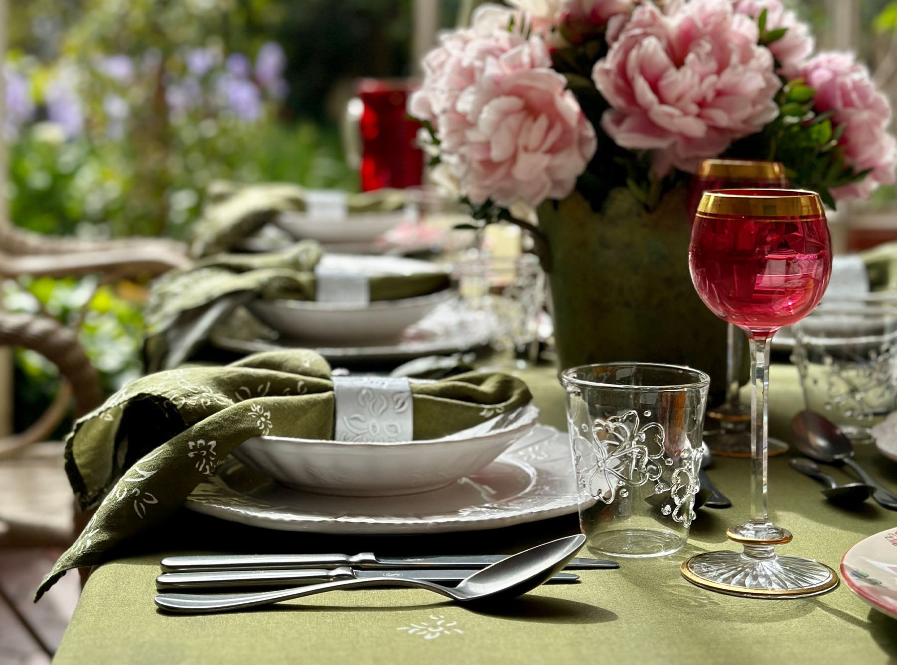 Handblown Clover Pattern Clear Water Glass, 9.5cm