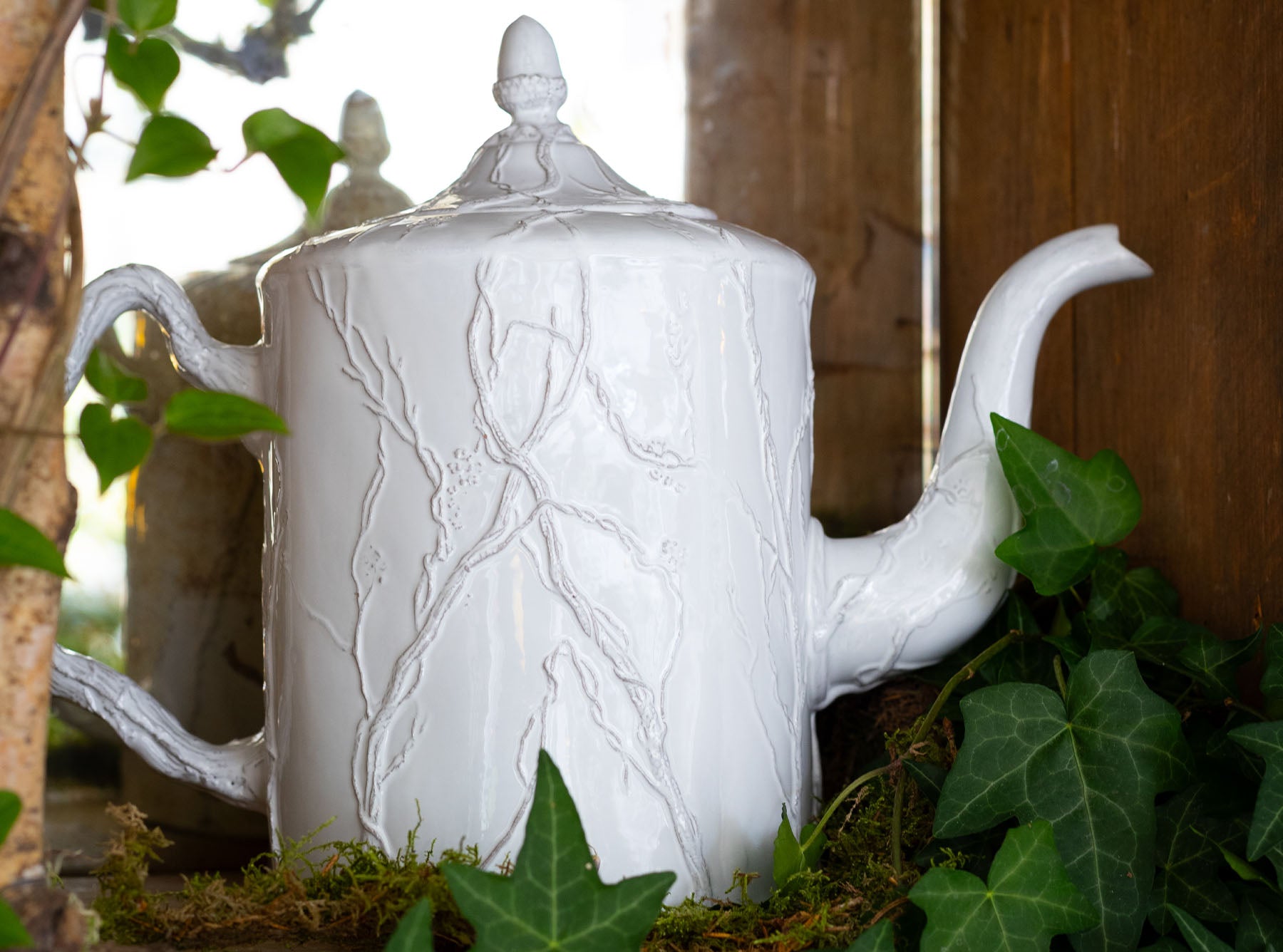 Eva Climbing Branches Tea Pot by Astier de Villatte, 24.5cm