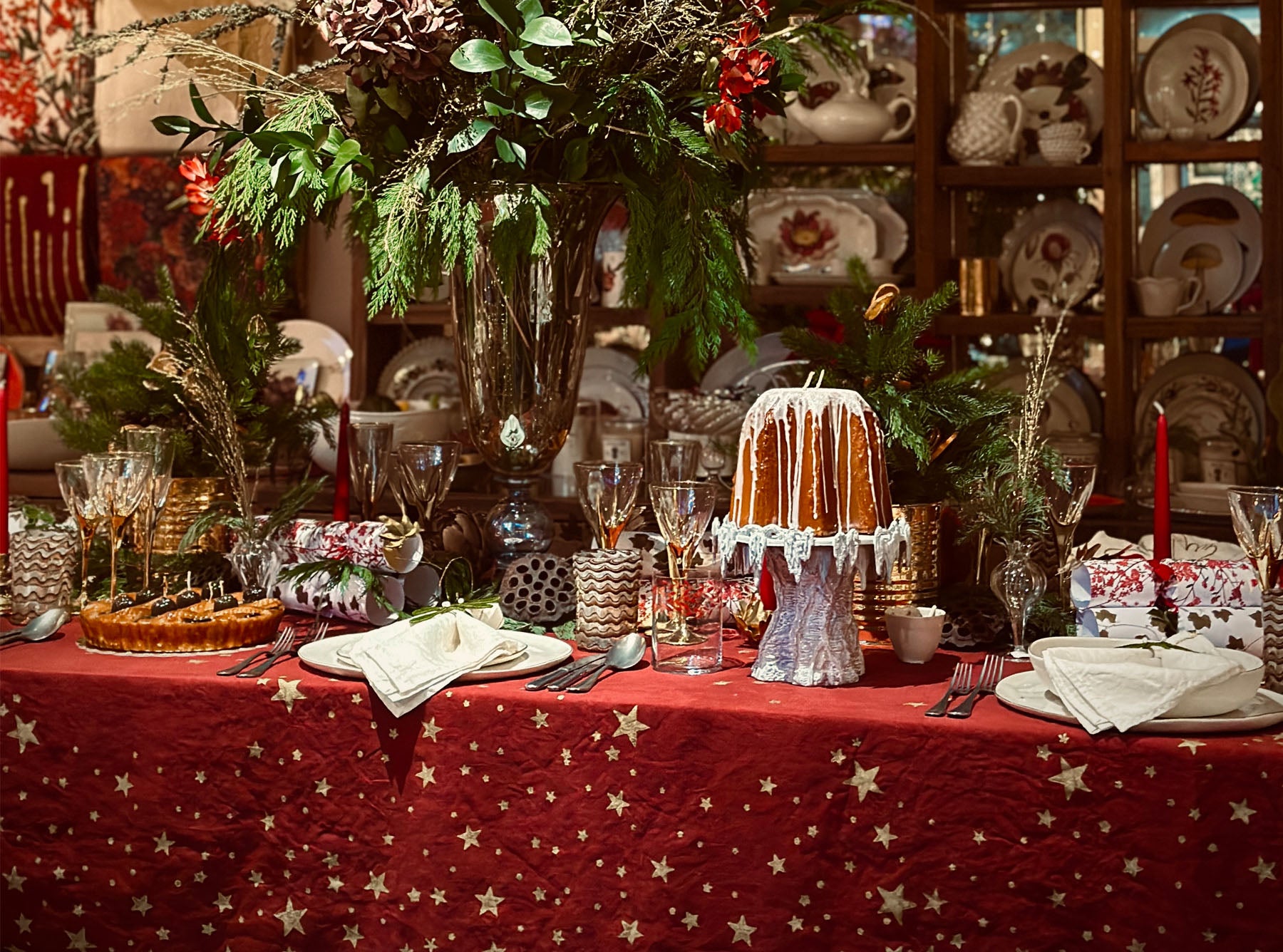Falling Stars Linen Napkin in Claret Red, 50x50cm
