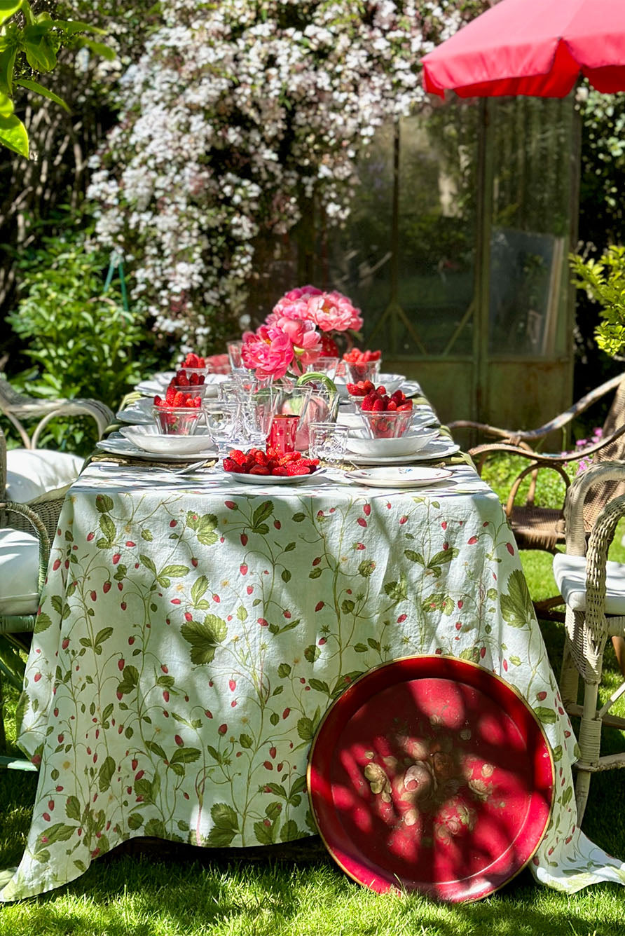 'Fraises des Bois' Linen Tablecloth