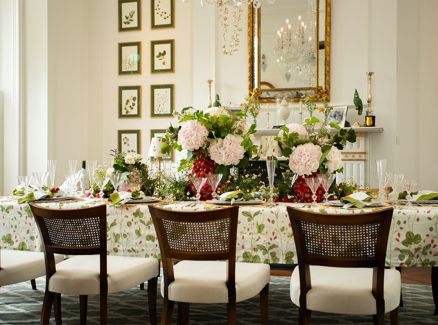 'Fraises des Bois' Linen Tablecloth