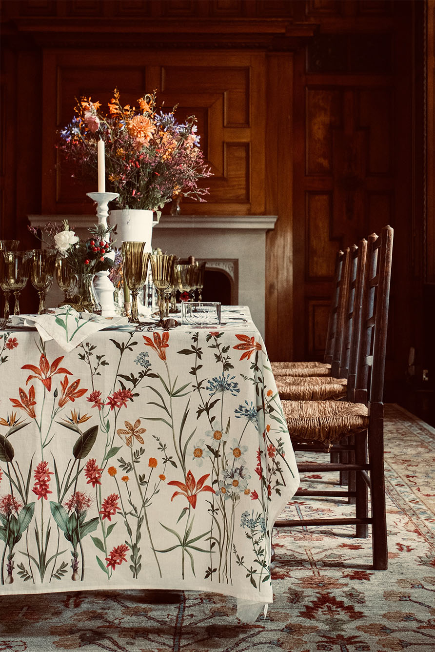 African Flower Linen Tablecloth in White