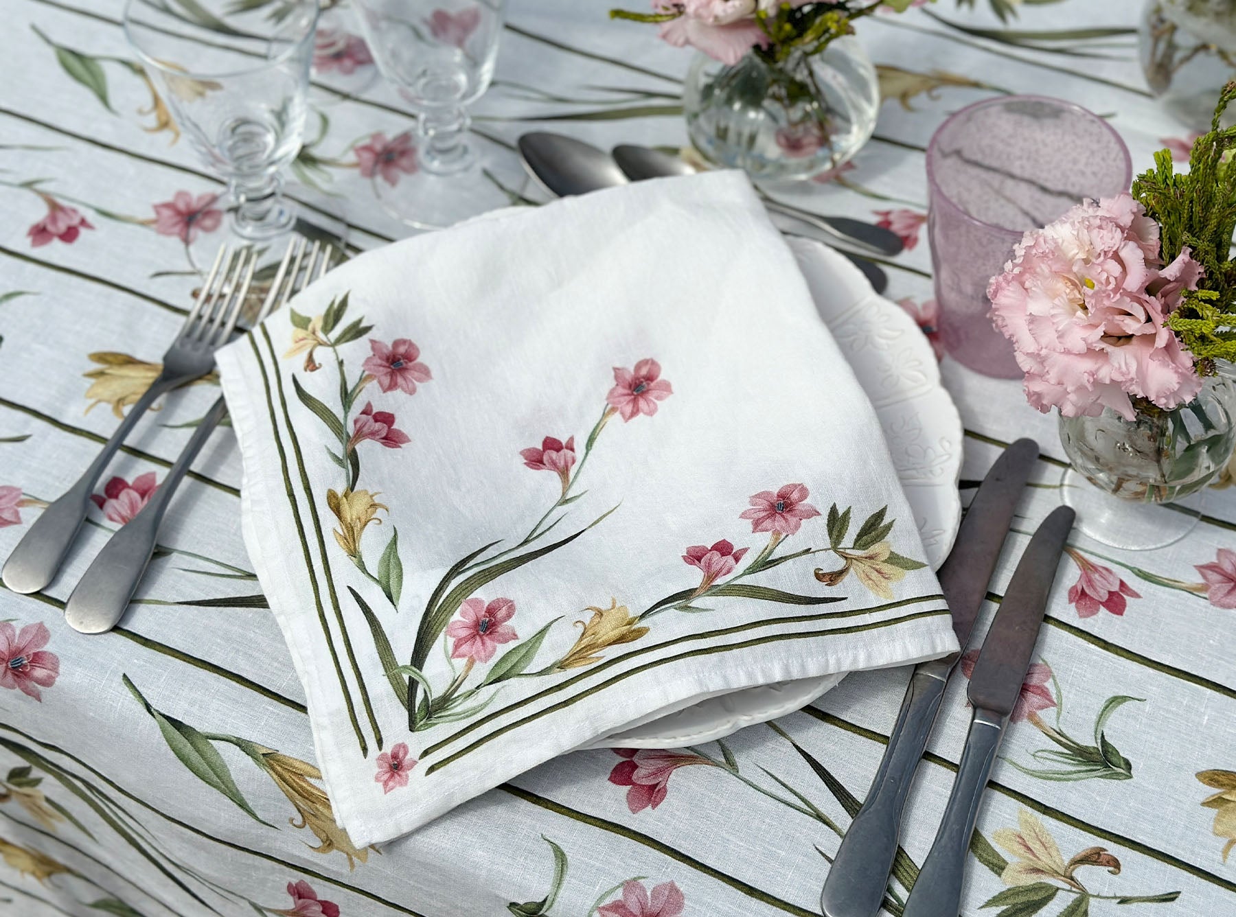 Glass Flower Vase - Eleanor, 10cm x 10.5cm