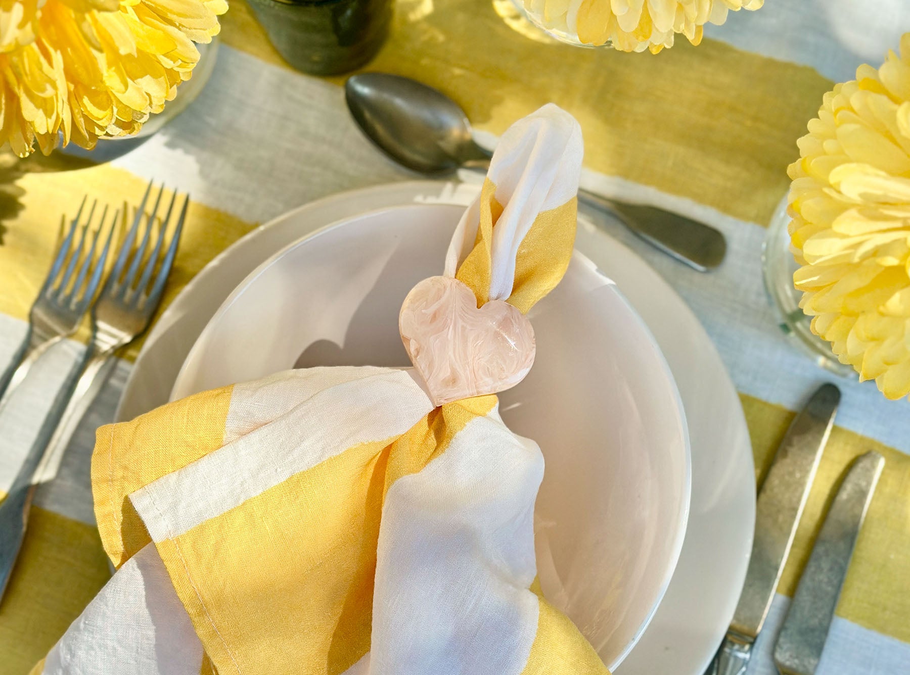 S&B Heart Rose Pink Resin Napkin Ring