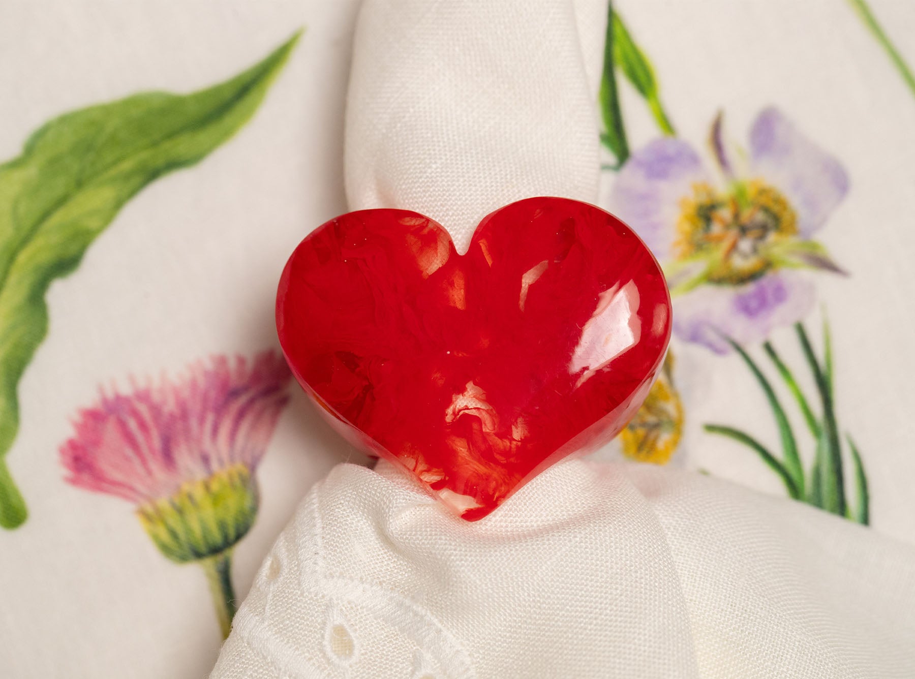 S&B Heart Red Resin Napkin Ring