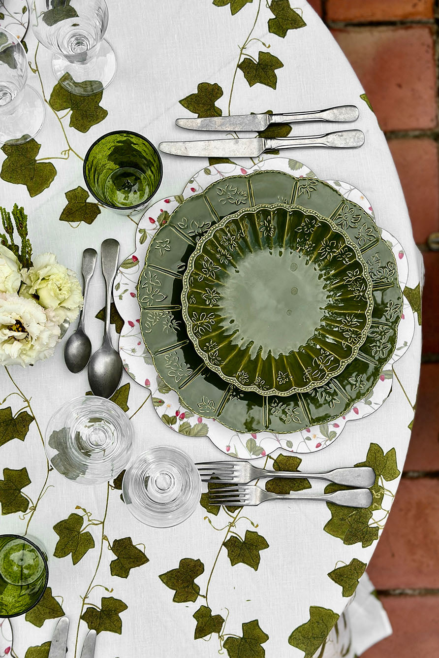 'Ivy' Round Linen Tablecloth, 260cm