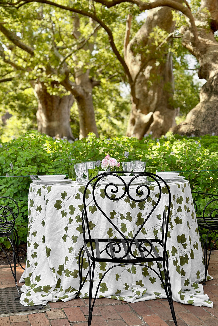 'Ivy' Round Linen Tablecloth, 260cm