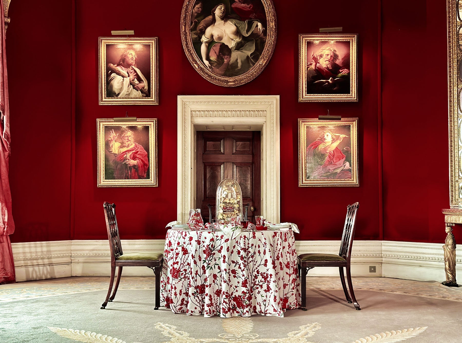 Les Airelles Round Linen Tablecloth, 260cm